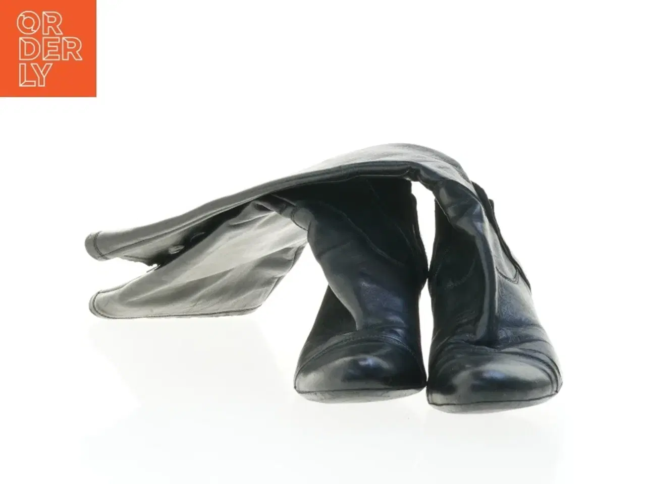 Billede 3 - Sorte læderstøvler fra Isabell (str. 40)