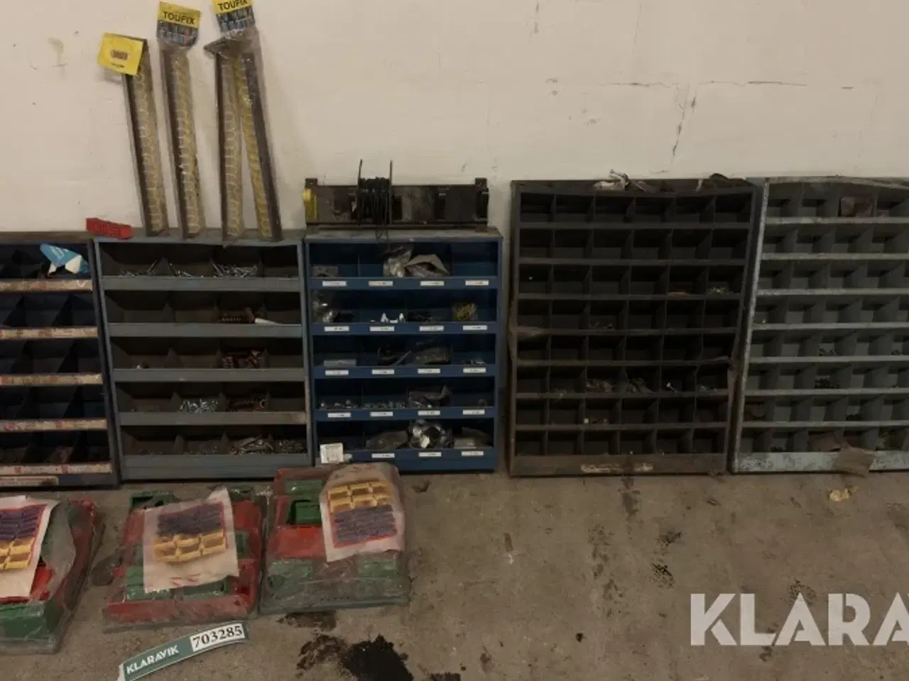 Billede 1 - Boltreoler, Værkstedstavler mm. Værkstedsinventar