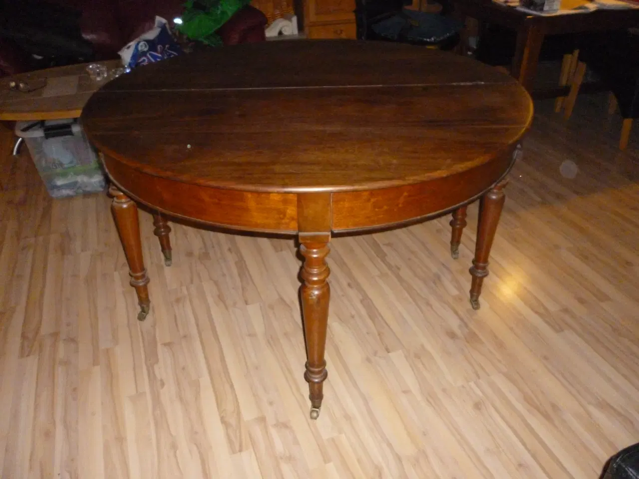 Billede 1 - Antik bord i fyrretræ.