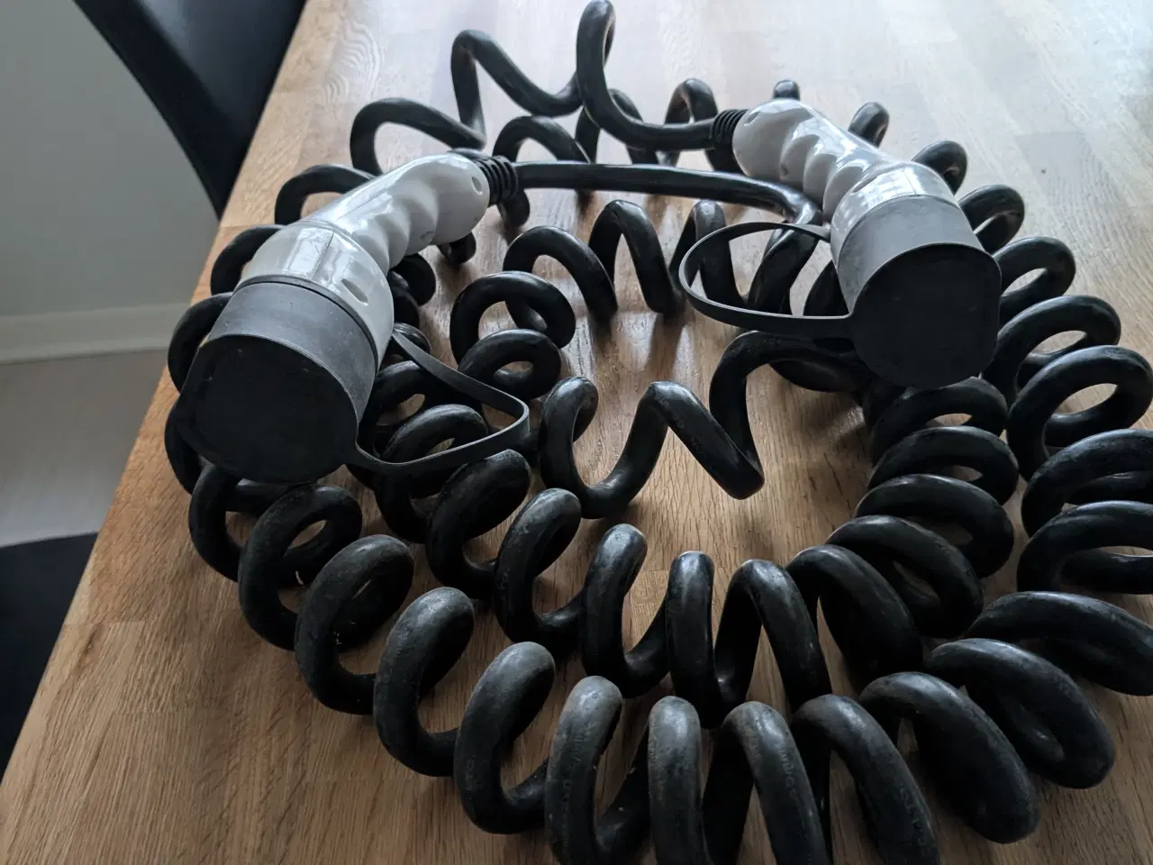 Billede 2 - Ladekabel til El bil 