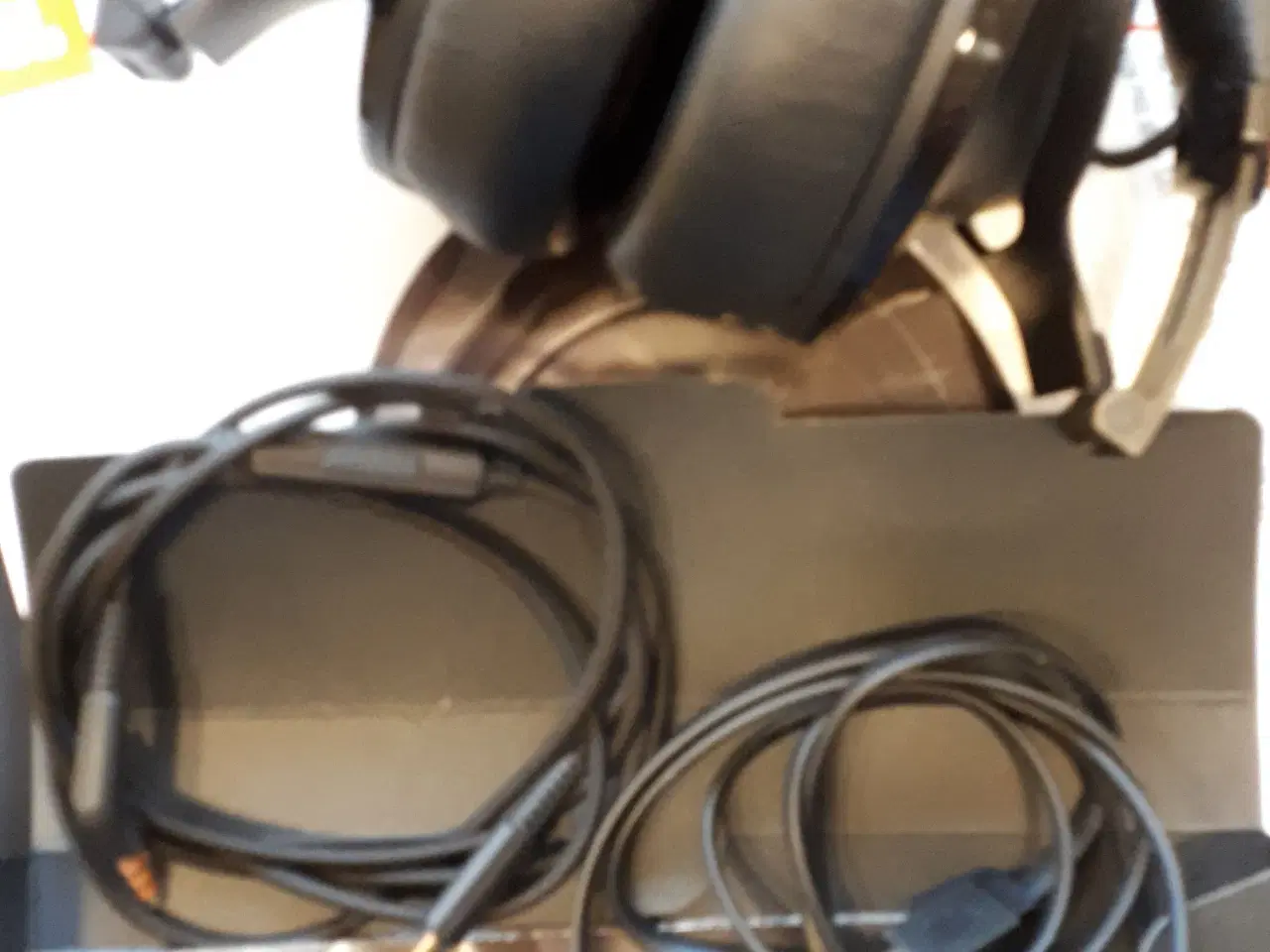 Billede 3 - Trådløse hovedtelefoner, JBL CLUB 950