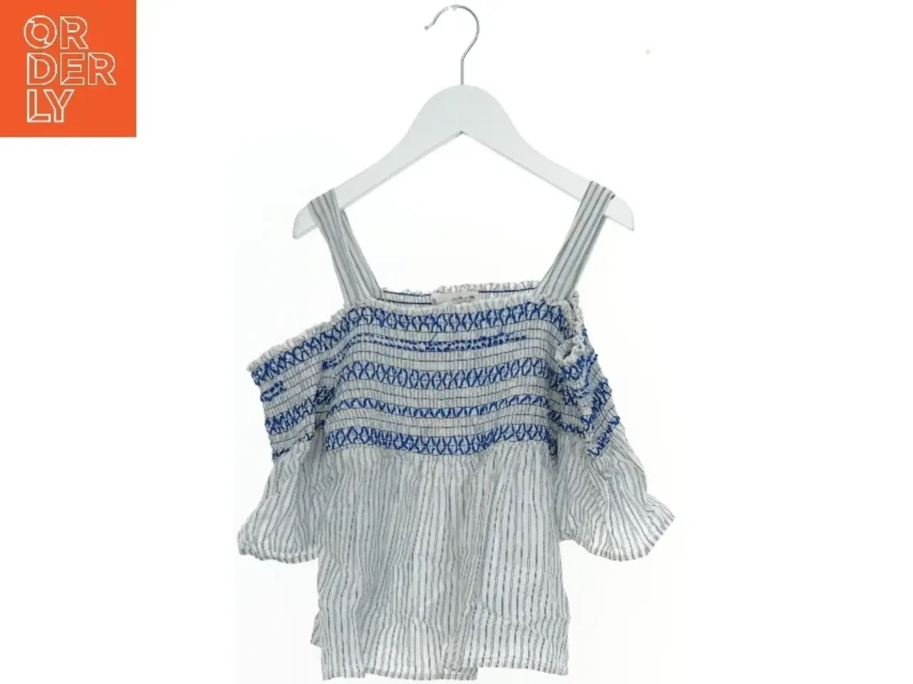 Billede 1 - Off-shoulder bluse med blå mønster fra Zara (str. 140)