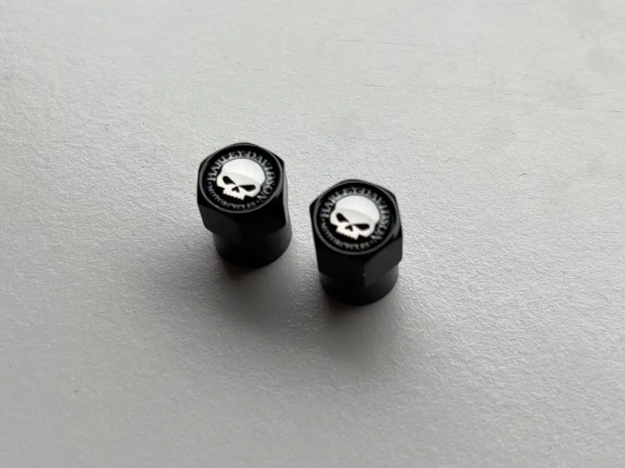 Billede 6 - Ventilhætter med Harley-Davidson