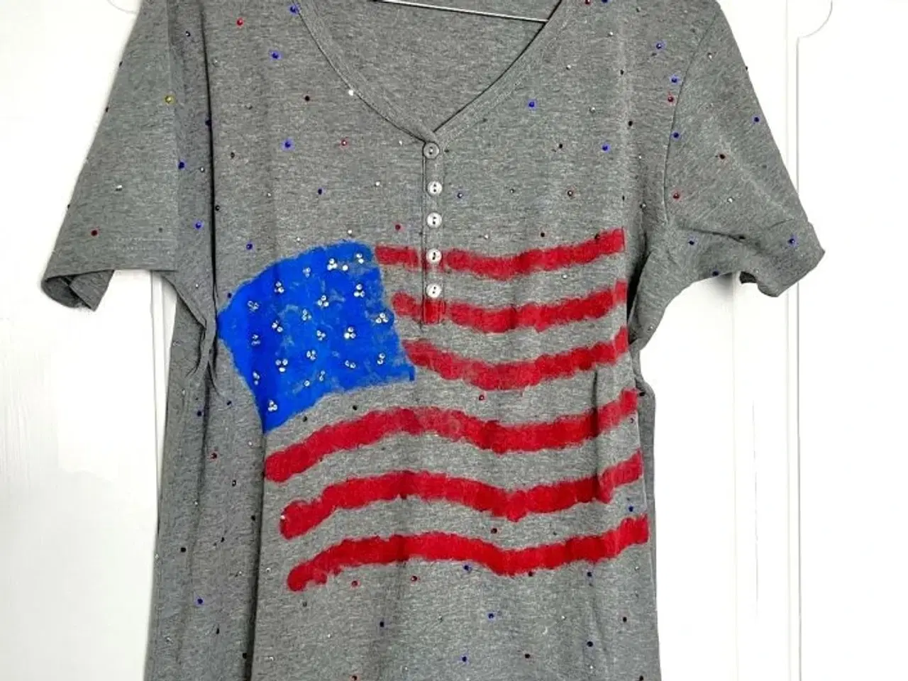 Billede 6 - T-shirt med print og bling-bling