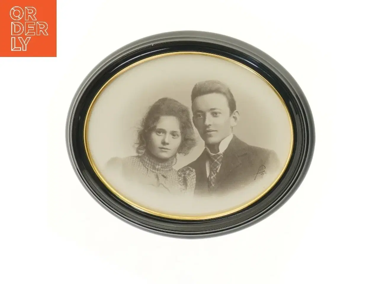 Billede 8 - Oval billederammer med fotografier (str. 37 cm)