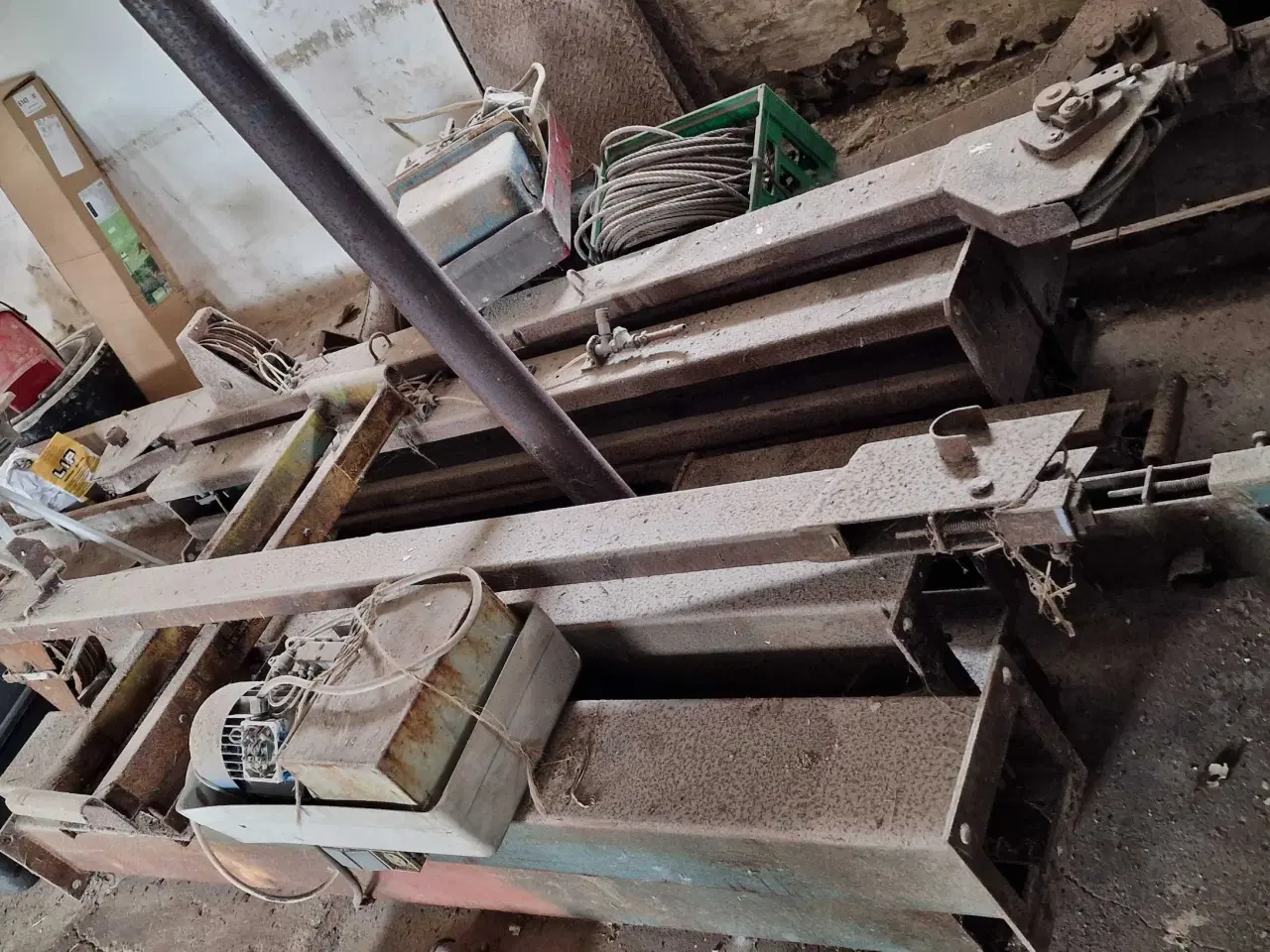 Billede 3 - 2 firesøjlede stenhøj lifte 