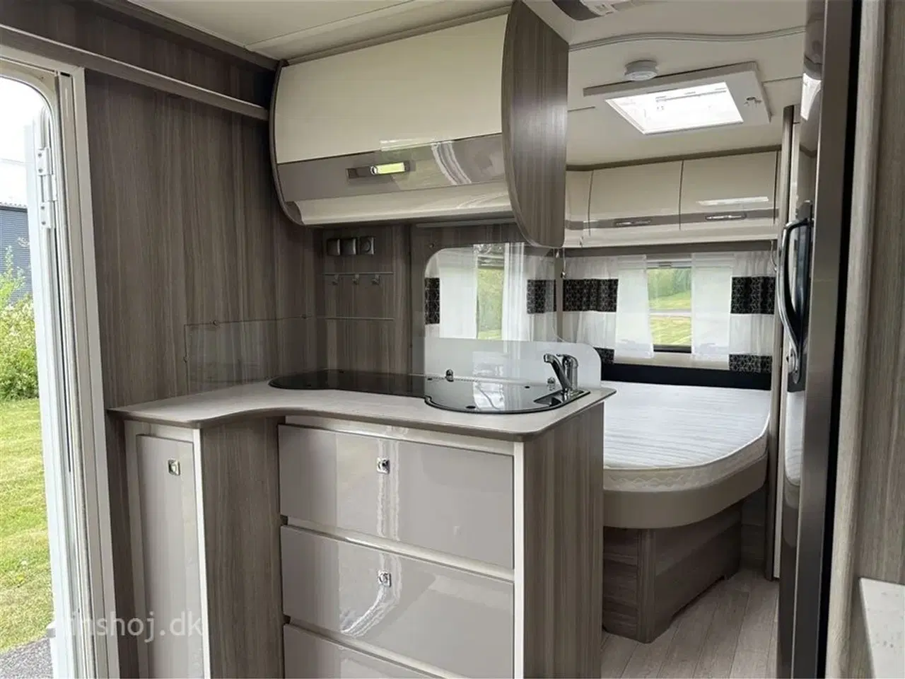 Billede 4 - 2018 - Fendt Tendenza 495 SFR   Velholdt Fendt fra Hinshøj Caravan