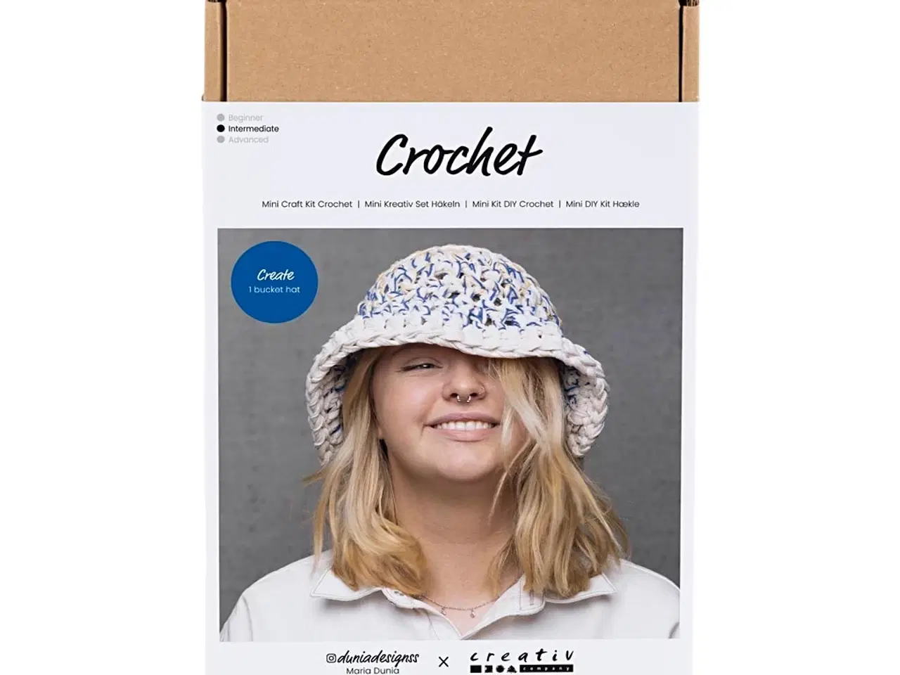 Billede 1 - DIY Kit Hækle, Chunky bøllehat, blå, lys natur, gul, 1 pk.