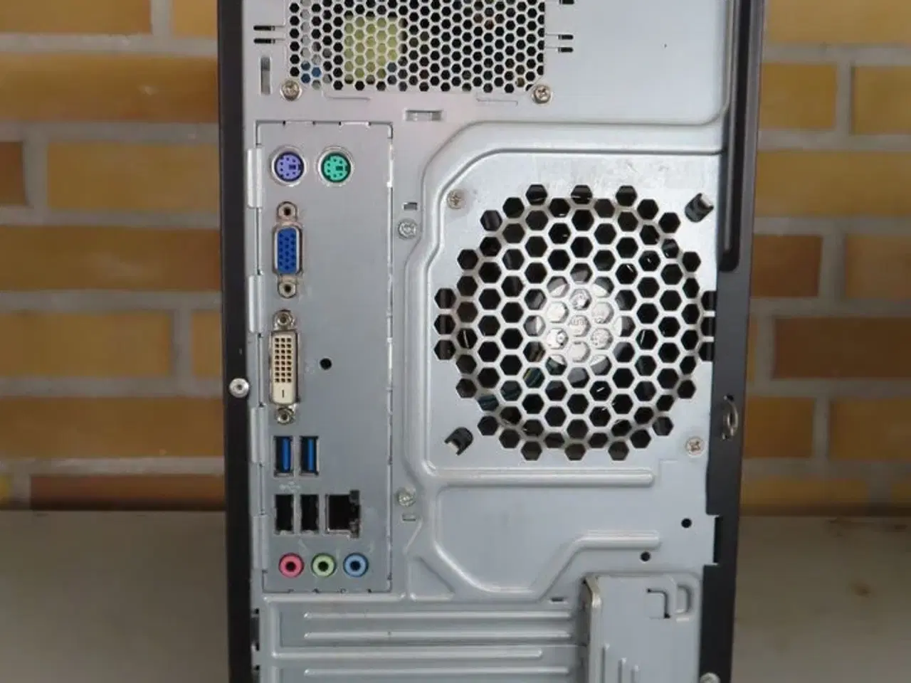 Billede 2 - Stationær computer FUJITSU P420 E85+