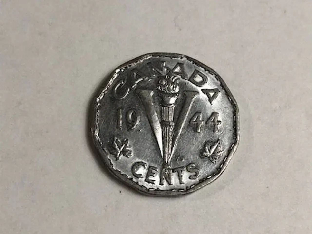 Billede 1 - Five cent Canada 1944