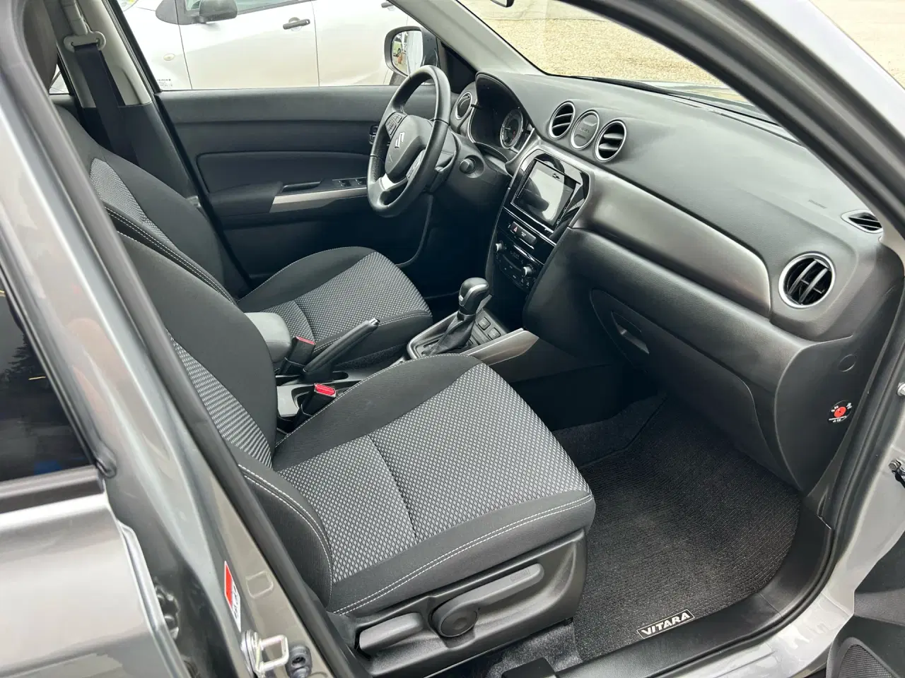 Billede 8 - Suzuki Vitara 1,5 Hybrid Active AGS 102HK 5d 6g Aut.