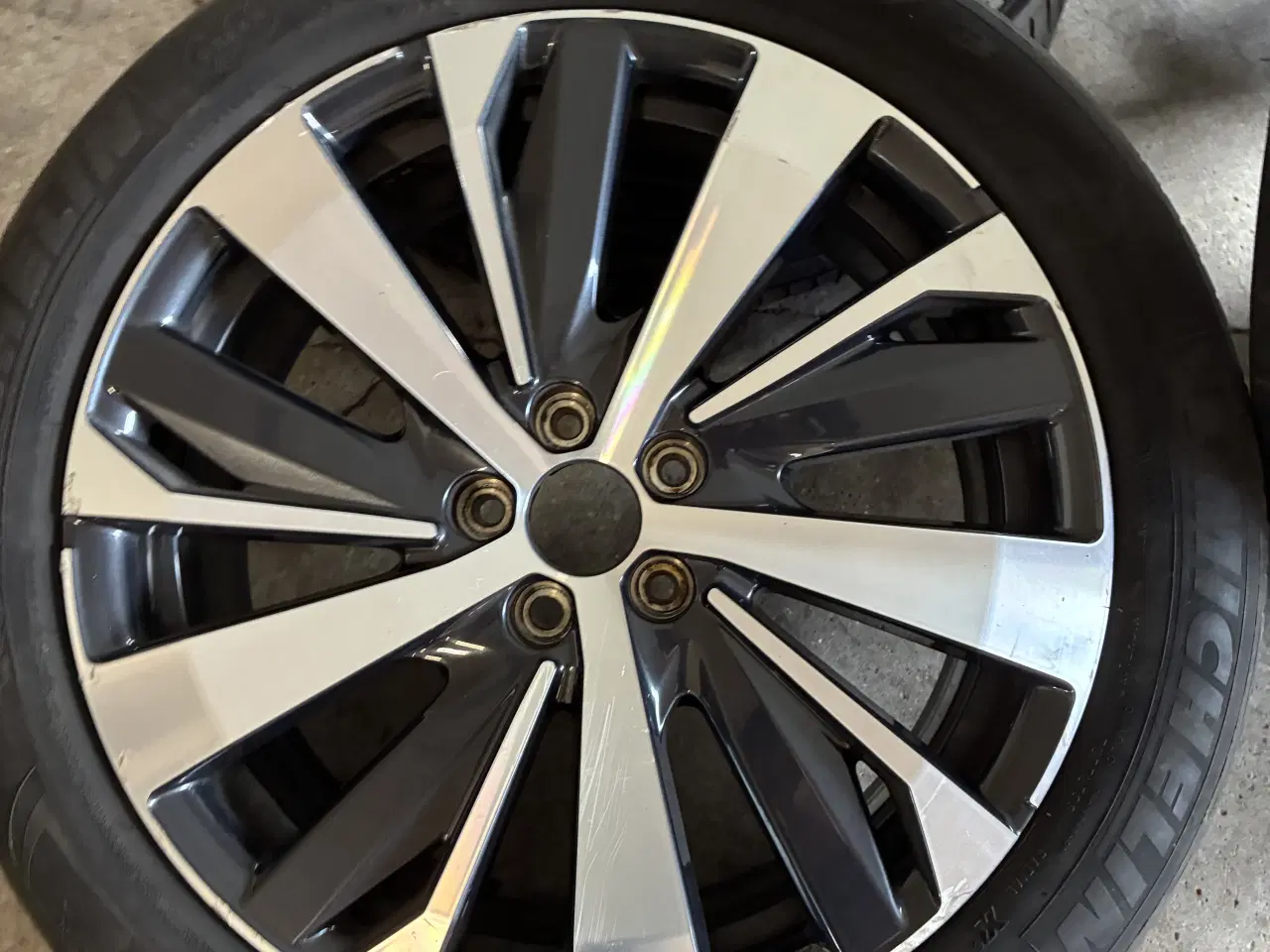 Billede 5 - Peugeot Alufælge 19”