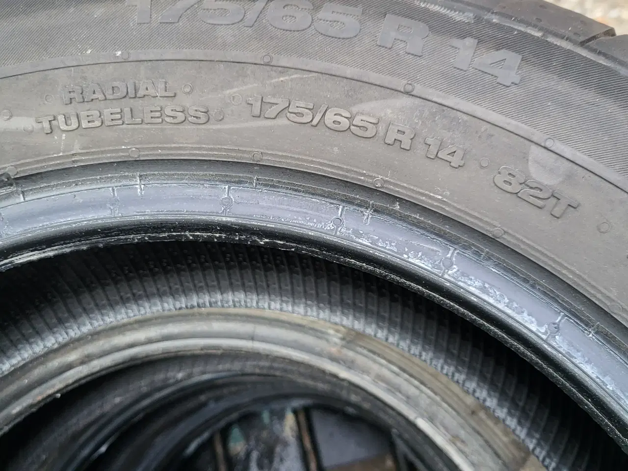 Billede 1 - Dæk 175/65R14 