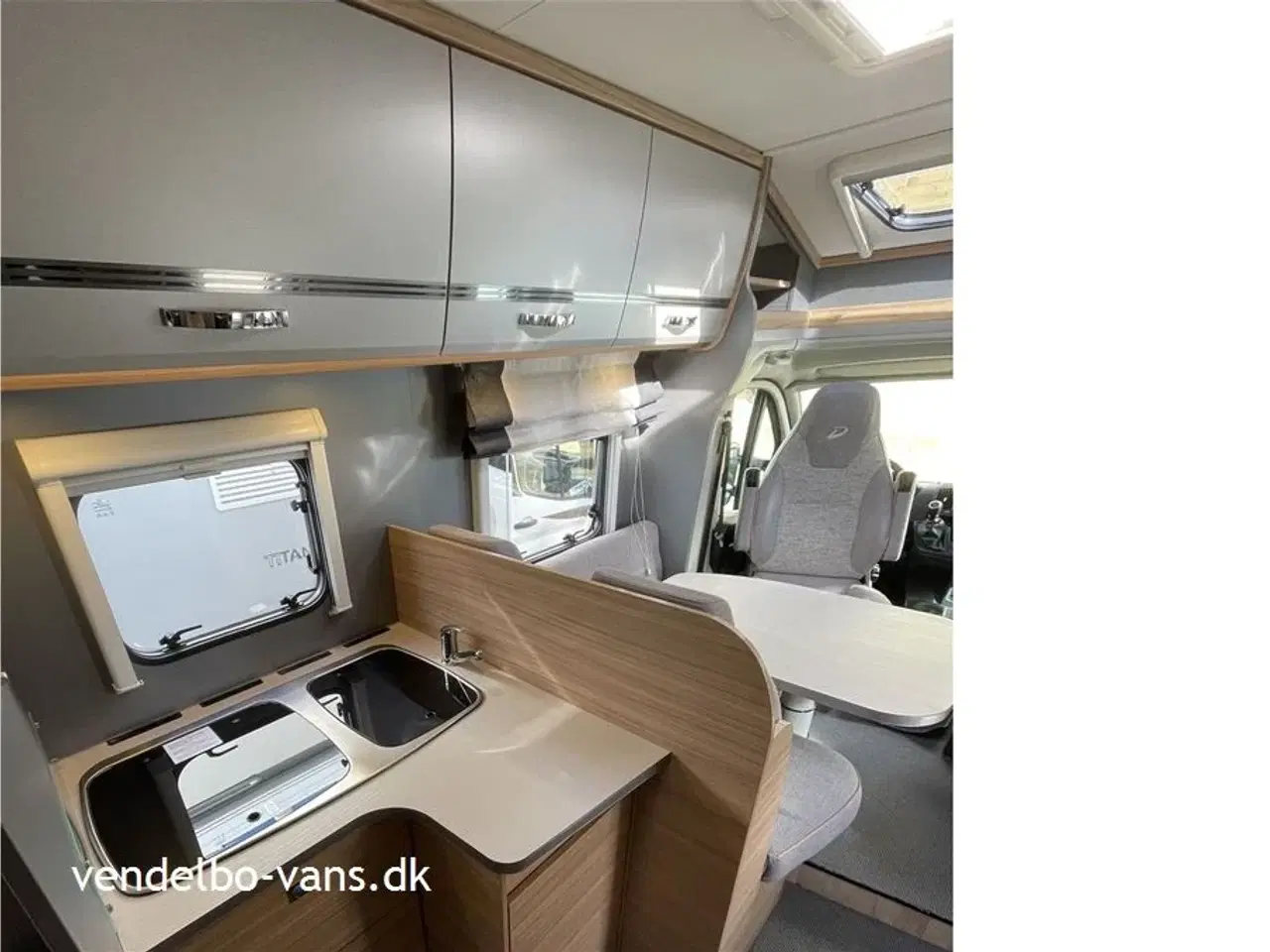 Billede 14 - 2020 - Dethleffs Trend Edition T 7057 EB   Trend Edition den elegante model med stål look på skabene