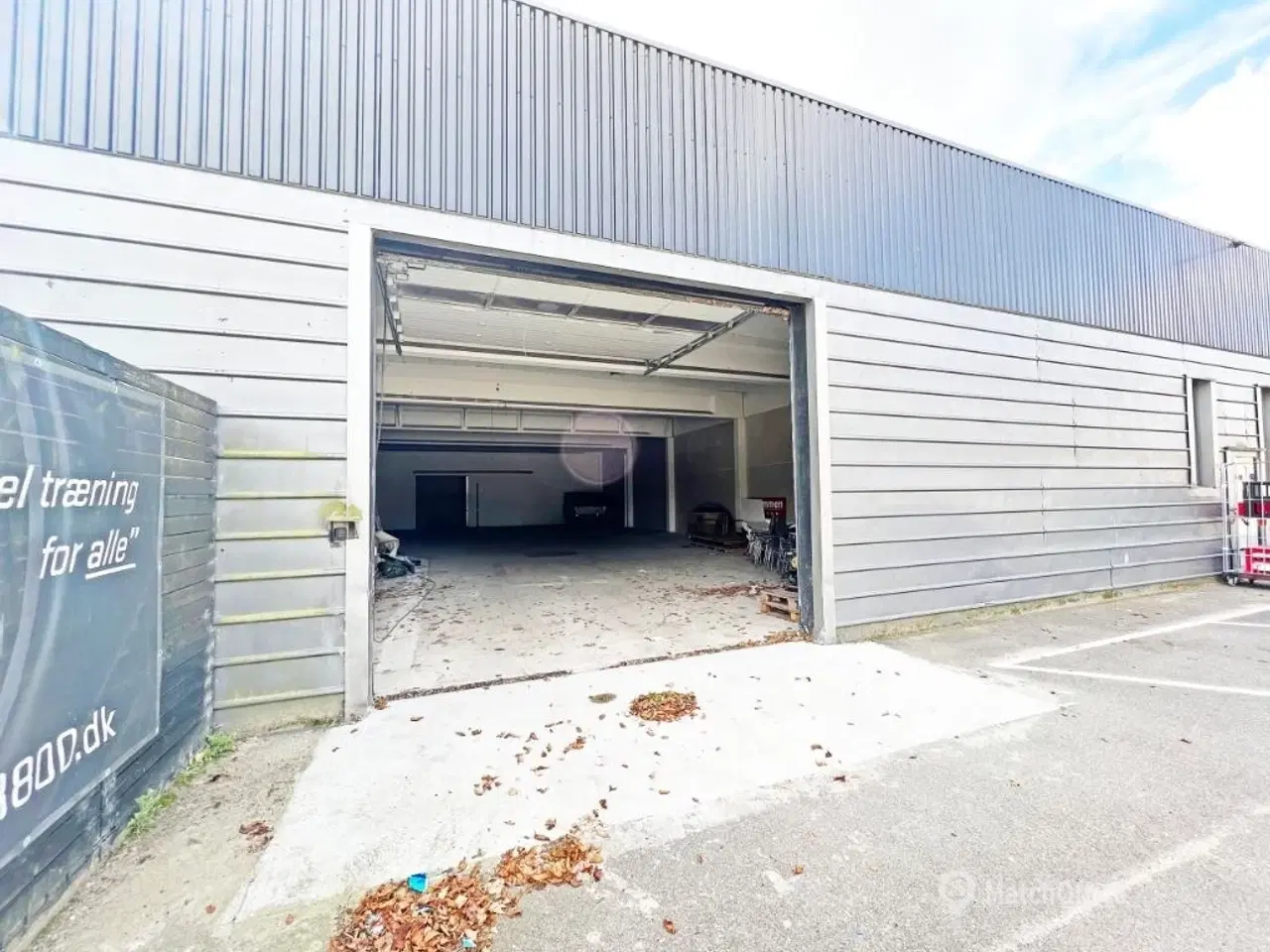 Billede 2 - Lager med portadgang i niveau - i alt 444 kvm