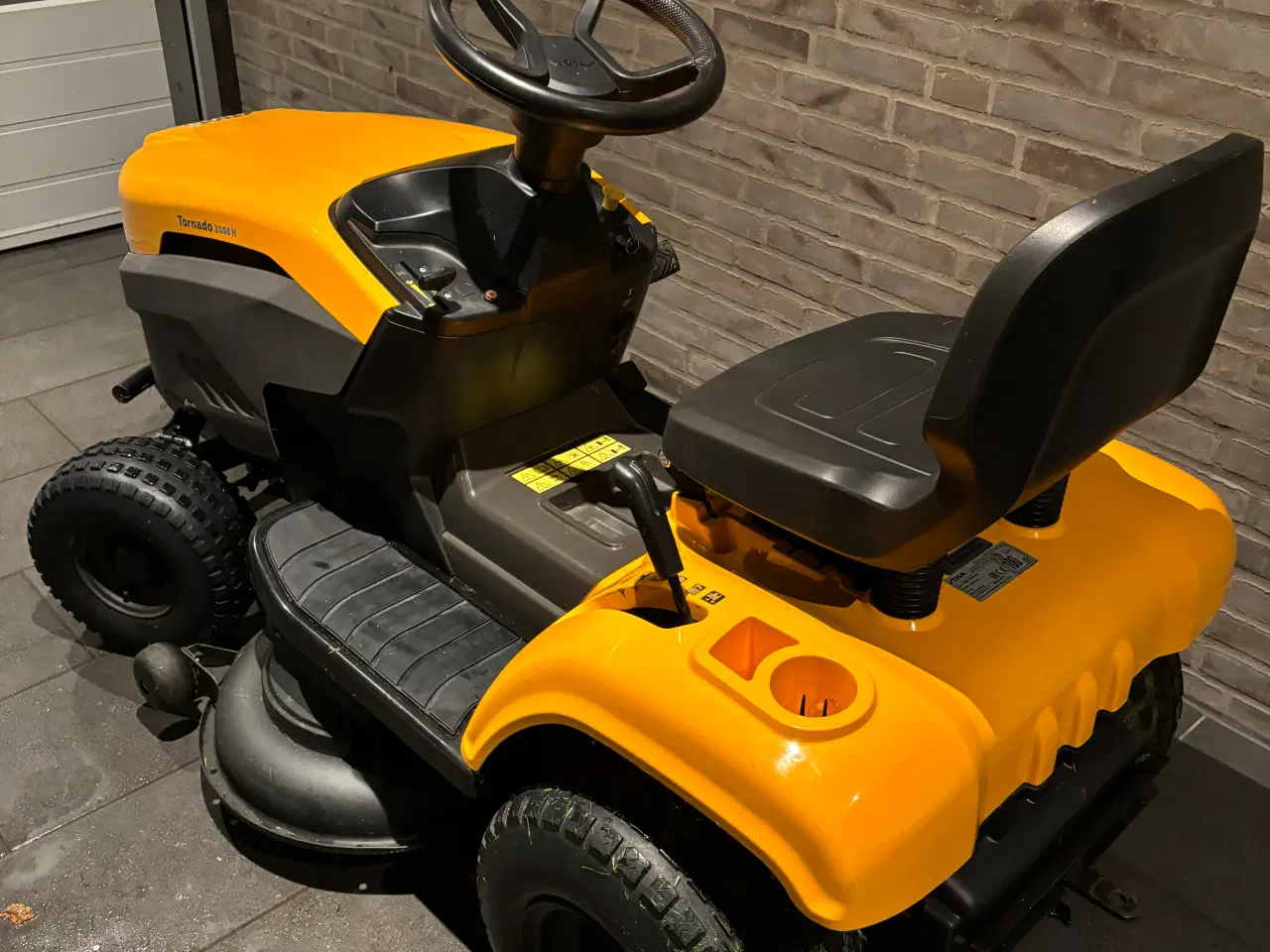 Billede 1 - Stiga Havetraktor 