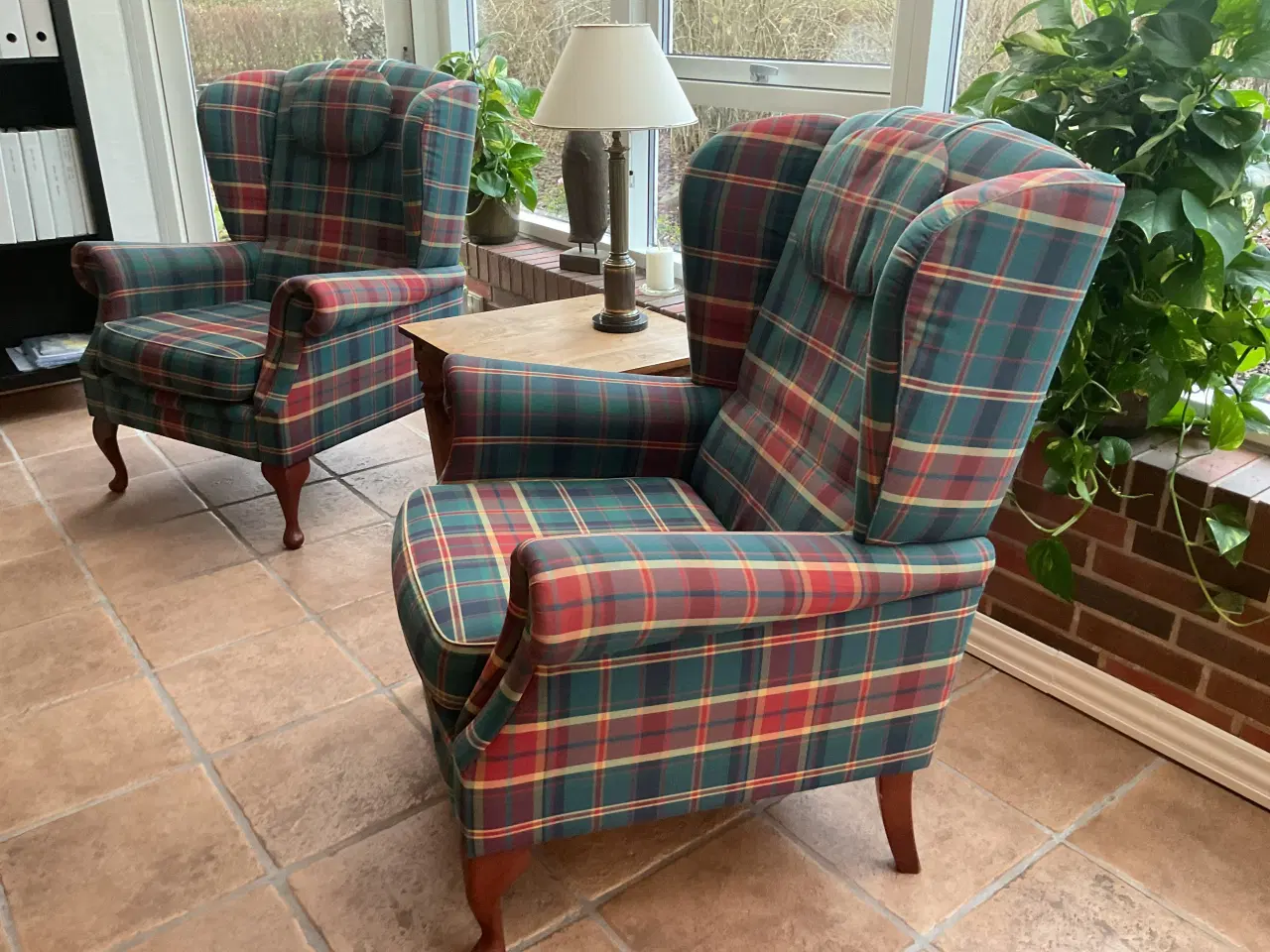 Billede 2 - Lænestole / øreklapstole i ternet stof 