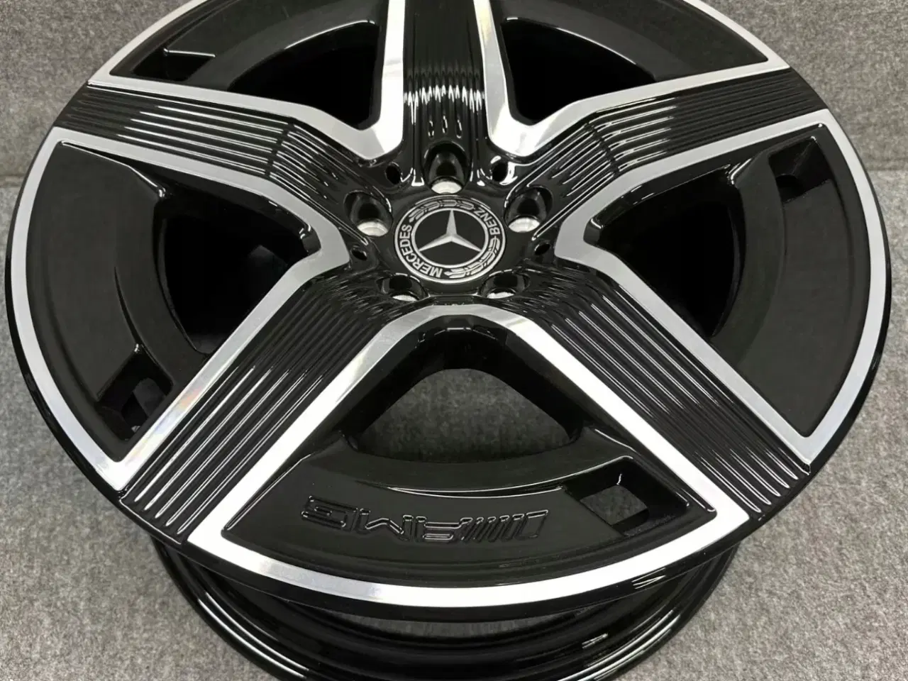 Billede 1 - ALUFÆLGE MERCEDES GLC 254 W254 AMG 19"