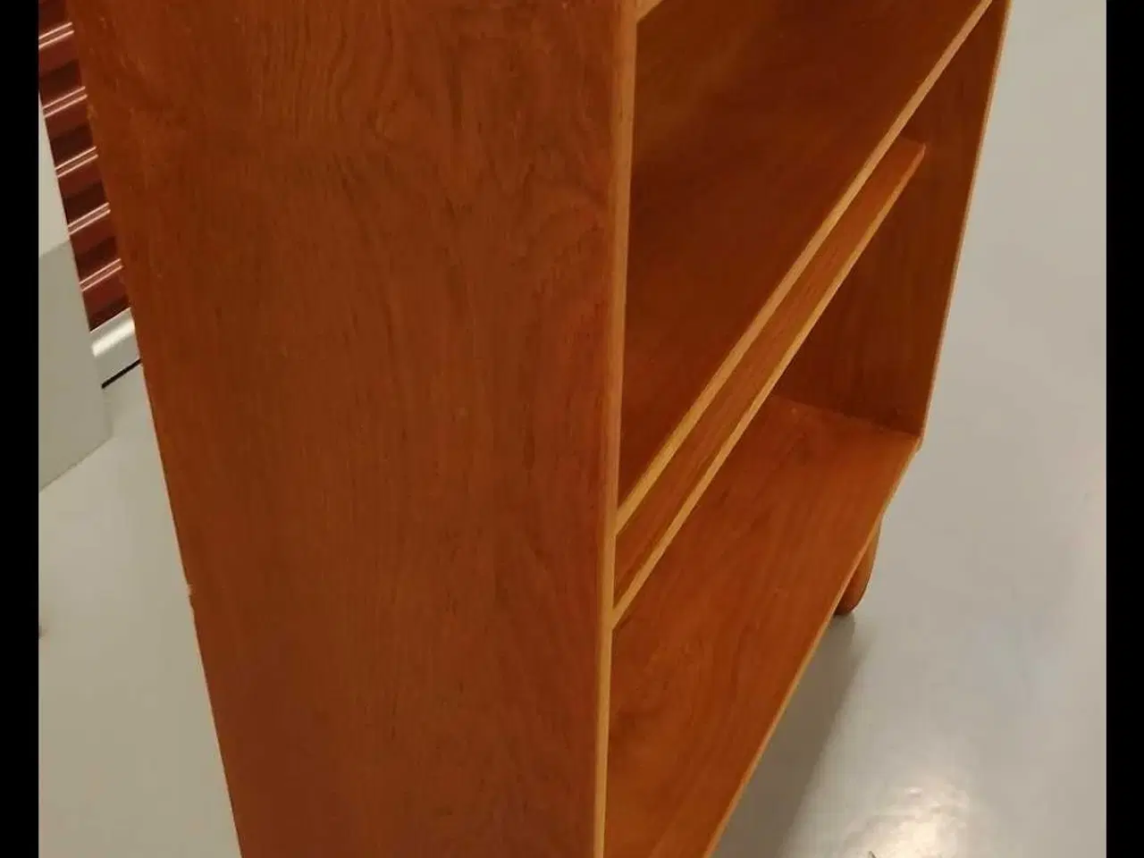 Billede 3 - Klassisk elegant teak retro reol 