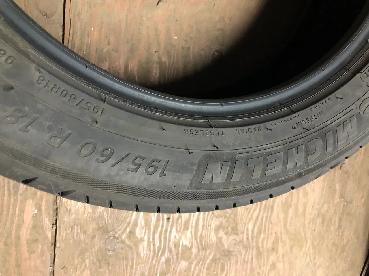 Billede 5 - Sommerdæk Michelin 18”