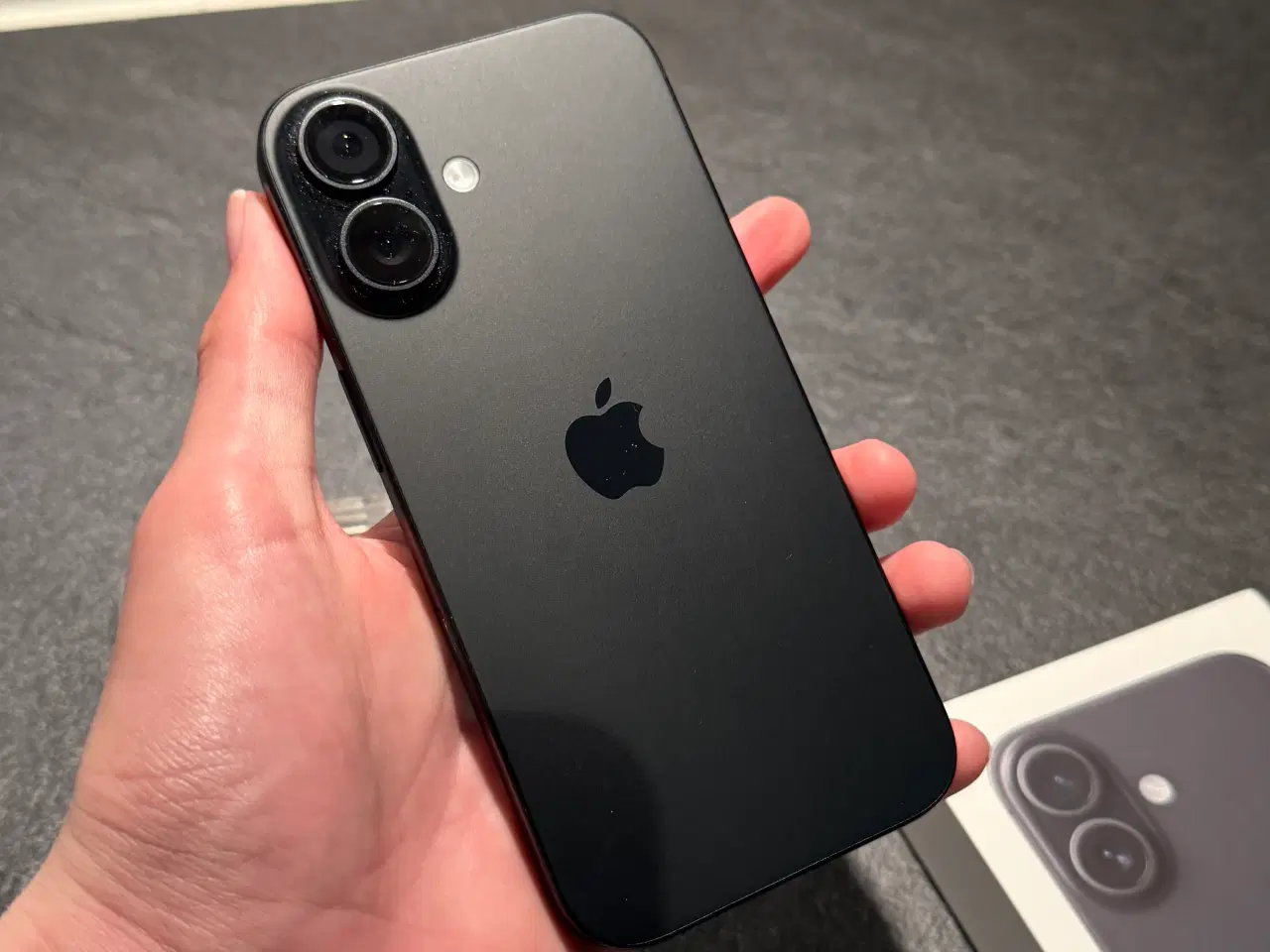 Billede 4 - iPhone 16 256 gb 2 måneder gammel med kvittering 