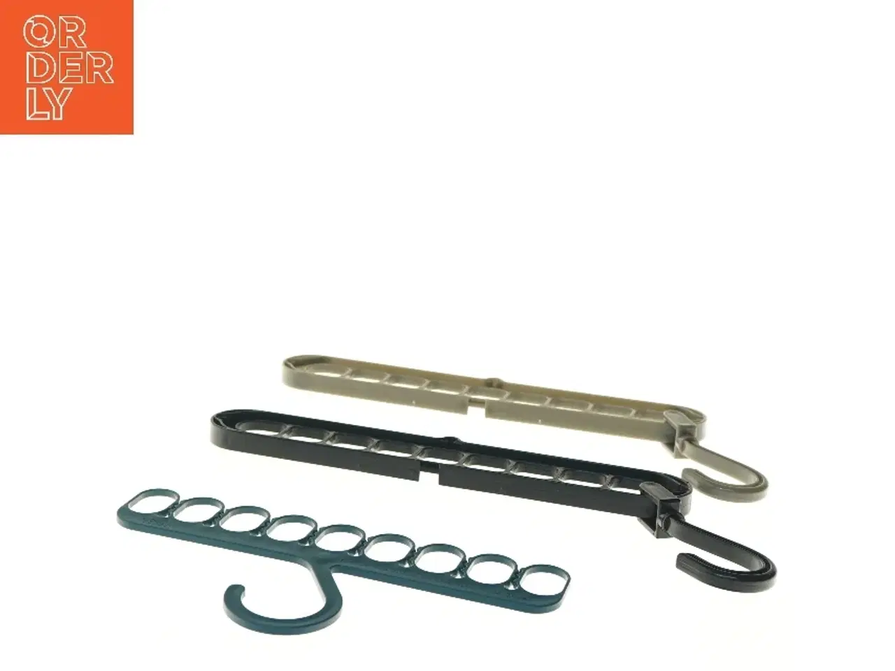 Billede 2 - Sæt med 3 multifunktionelle tøjbøjler (str. 33,5 cm)