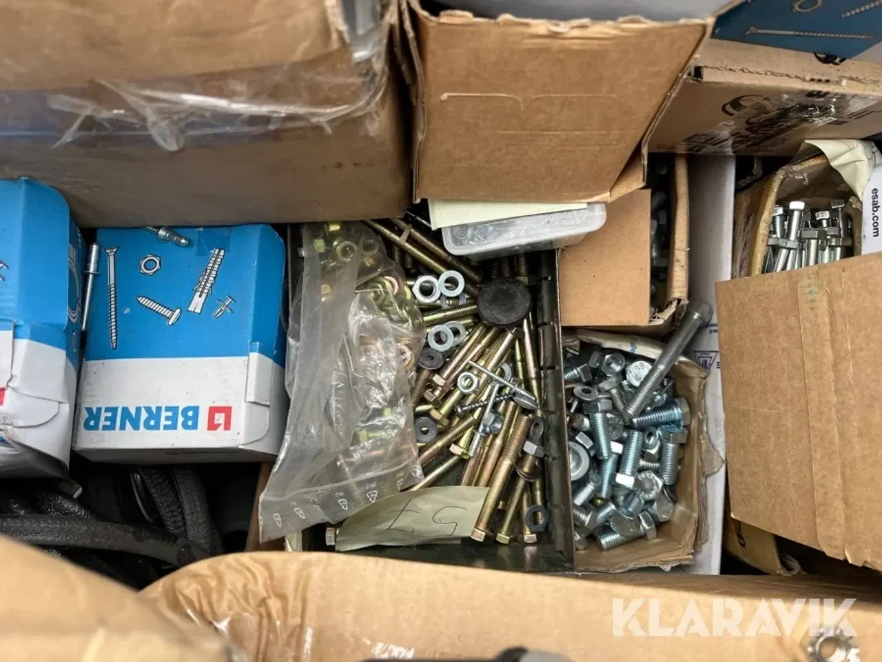 Billede 11 - Blandet palle beslag og bolte.