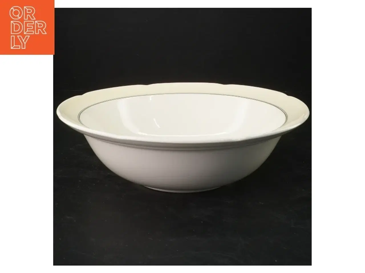 Billede 1 - Aluminia Poul porcelænsskål (str. Ø 25,5x7 cm)