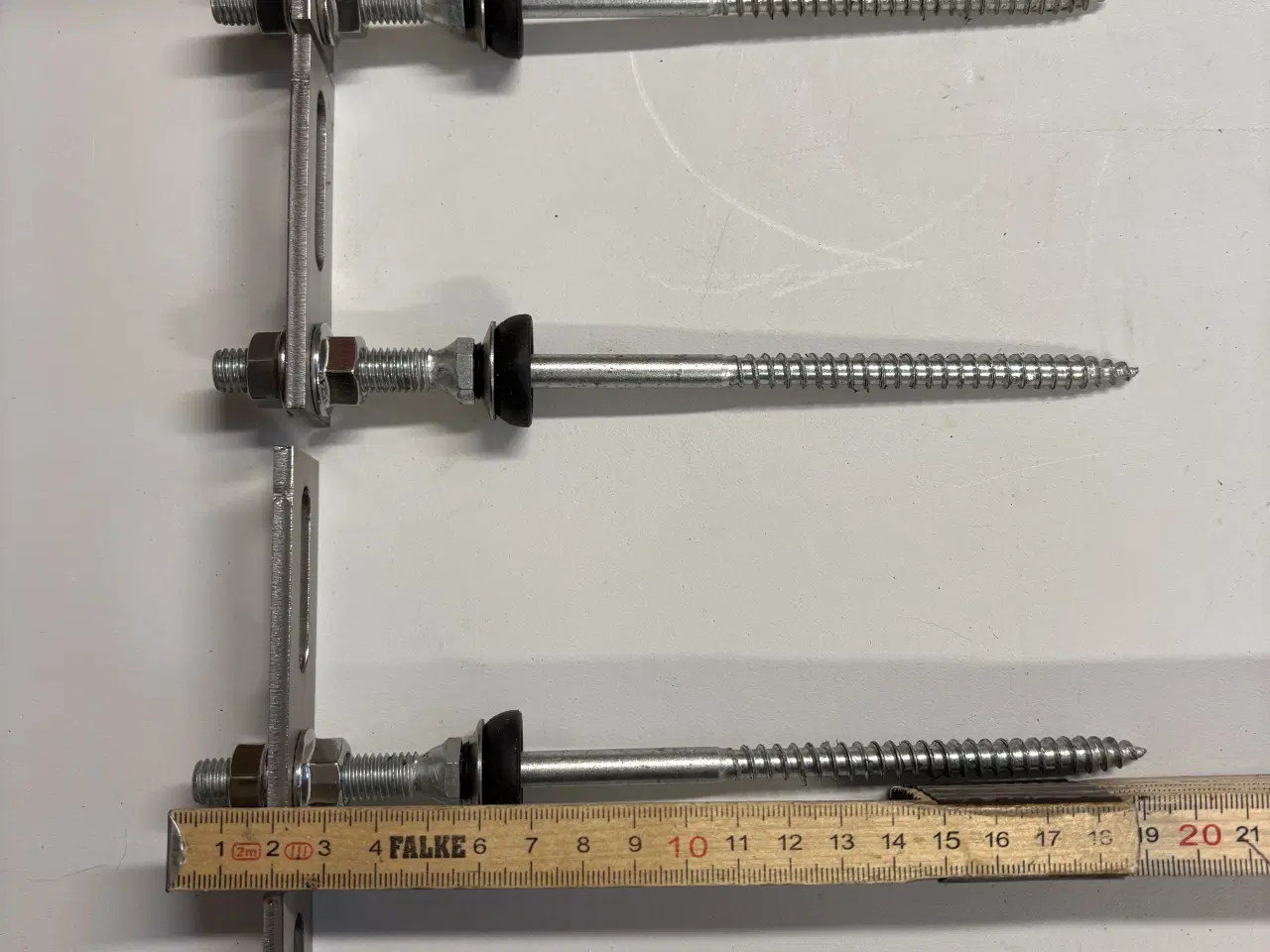 Billede 3 - 200 mm stokskruer til solcelle skinner med adapter