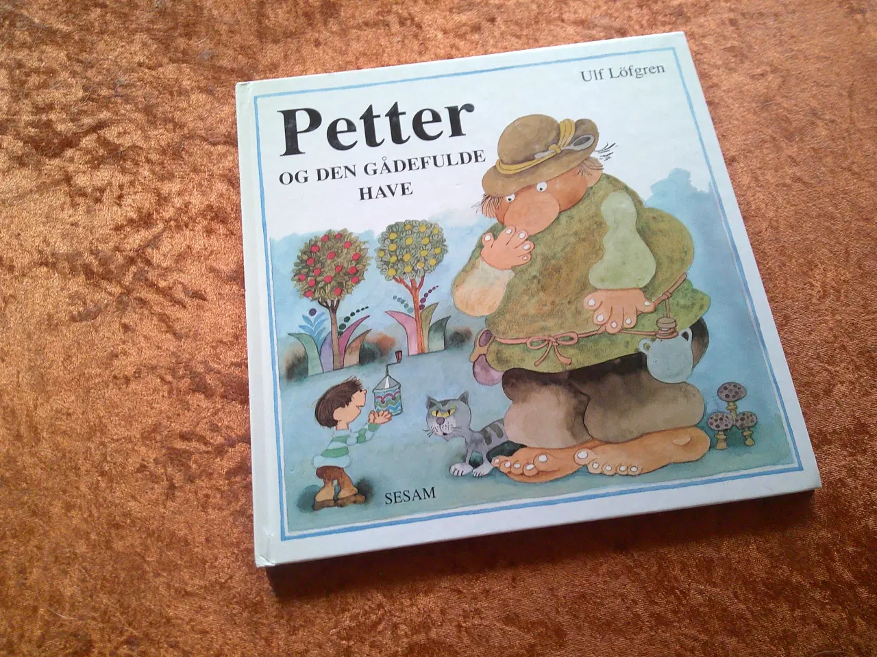 Billede 1 - Petter og den gådefulde have, Ulf Löfgren, 