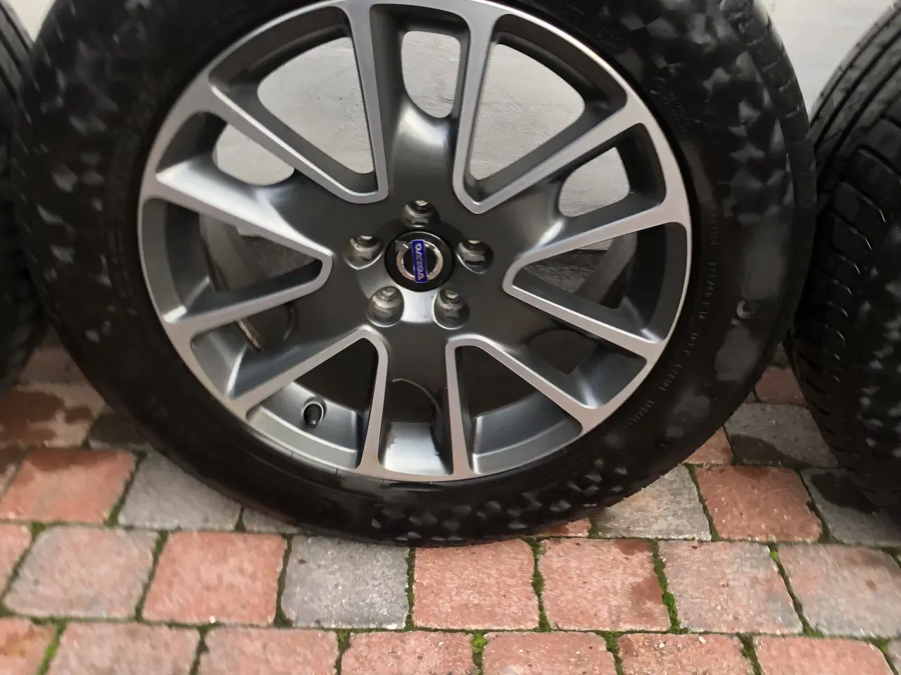 Billede 2 - Originale Volvo XC60 fælge & dæk 235/60 R18