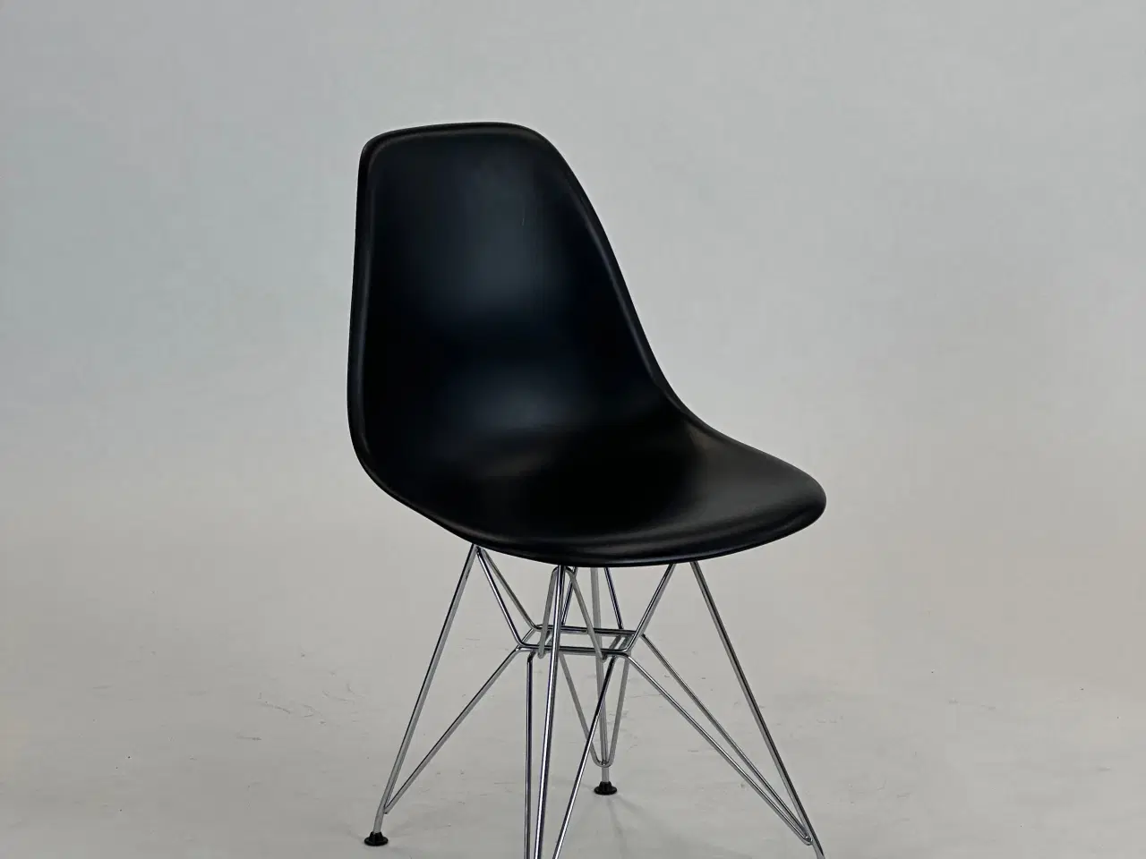 Billede 1 - Vitra Eames DSR Stol