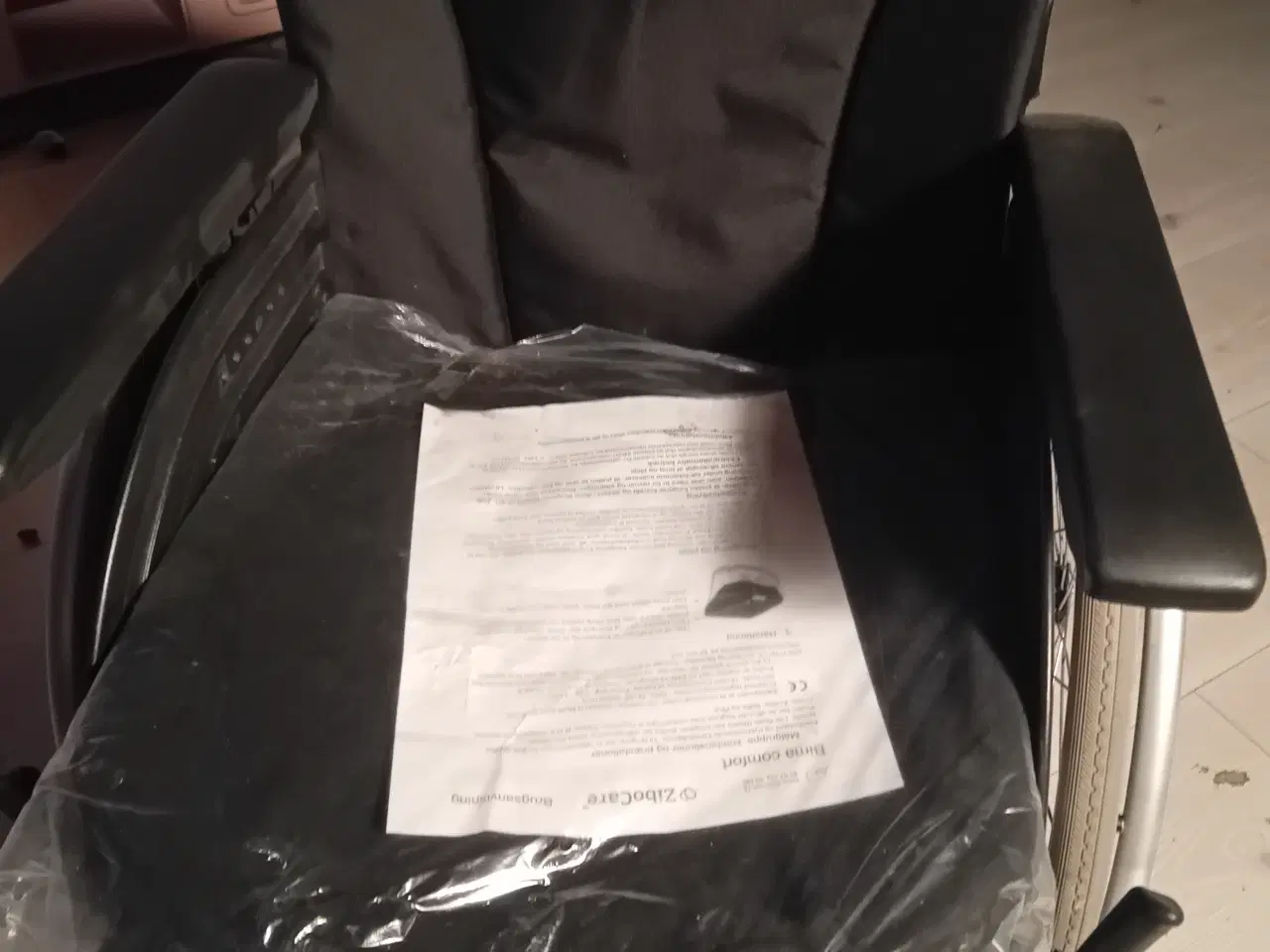 Billede 2 - Kørestol fra Invacare