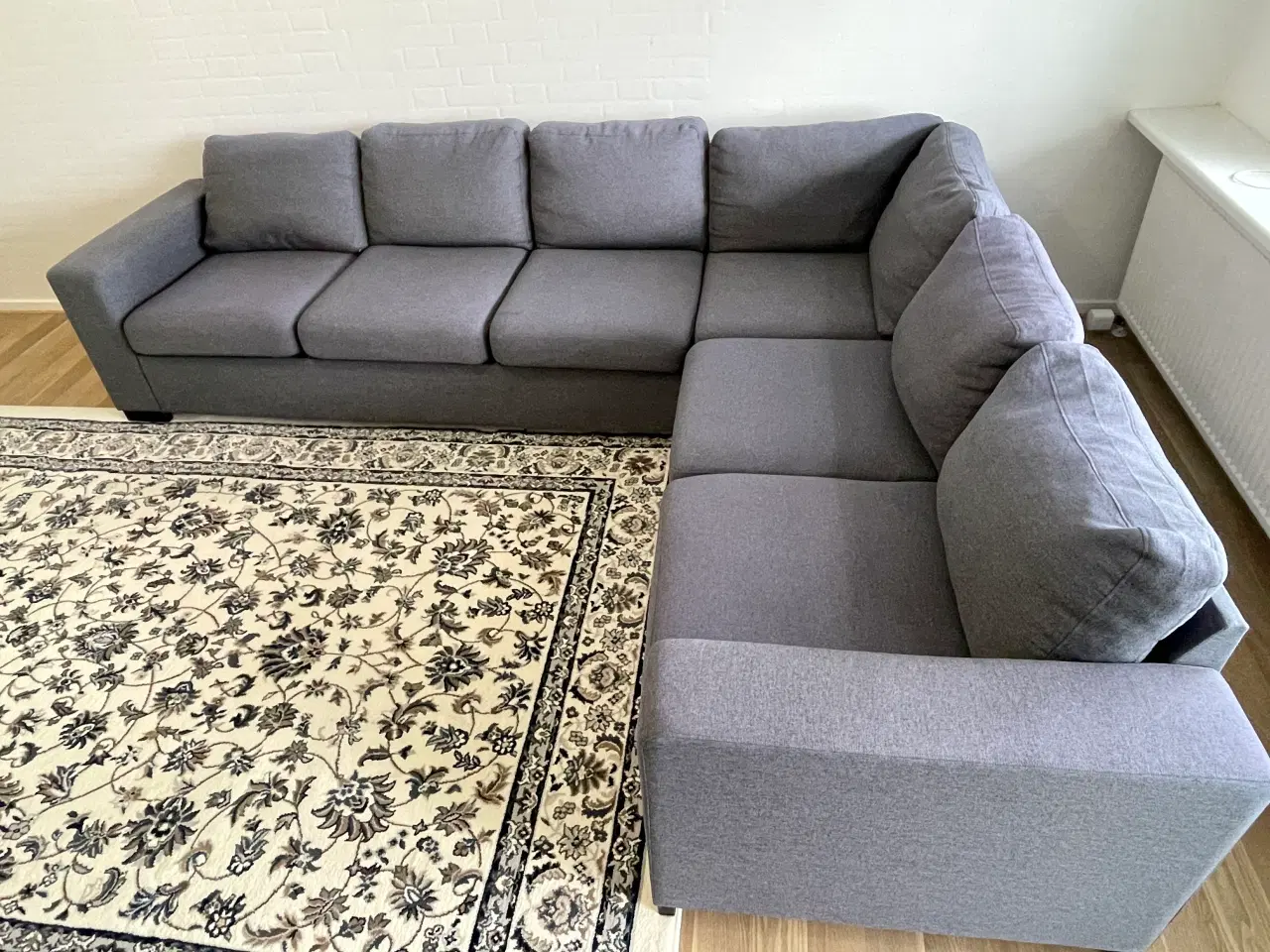 Billede 4 - Grå 5-personers hjørnesofa Selges!