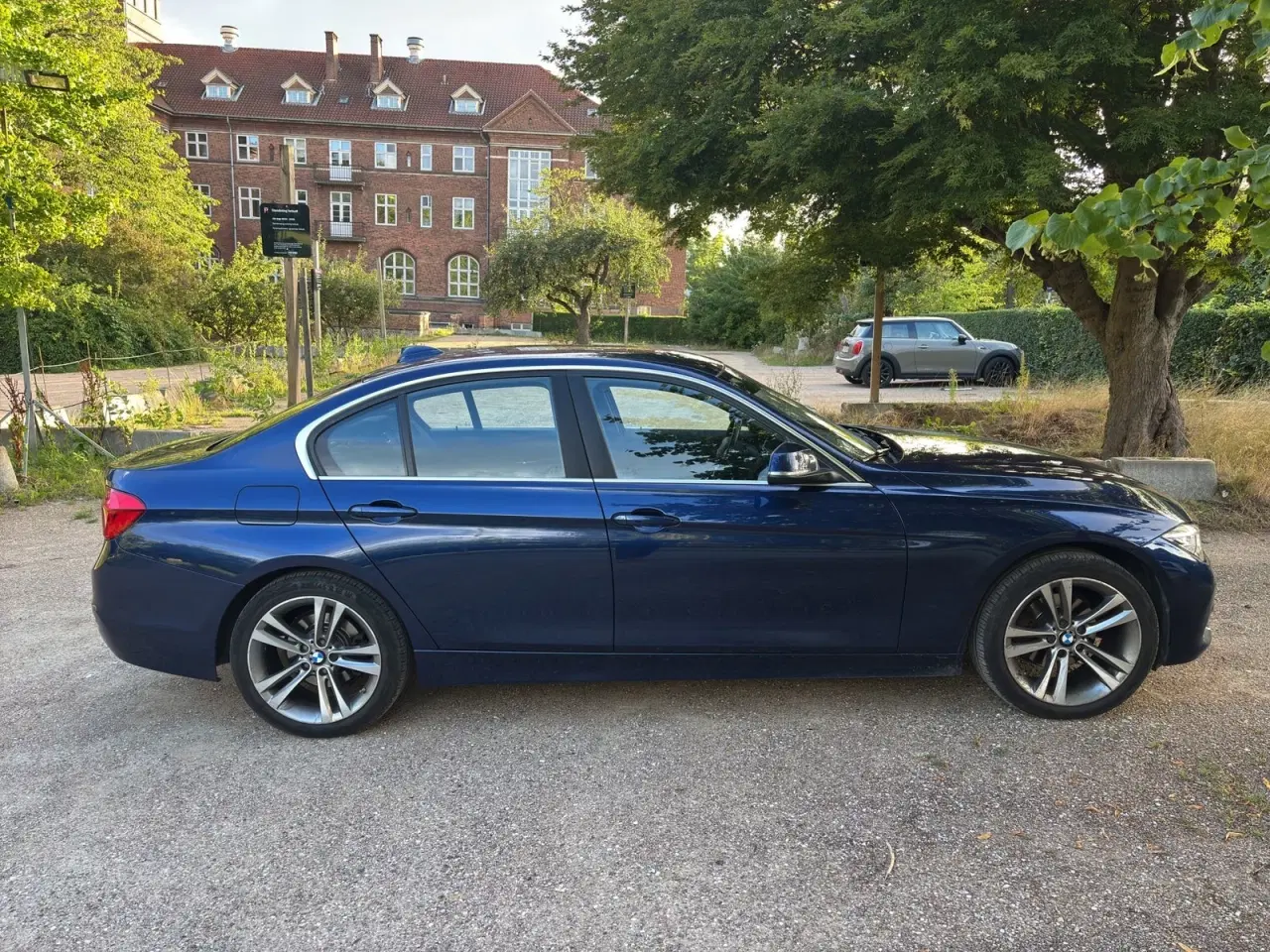 Billede 8 - BMW 320i 2,0 Executive aut.