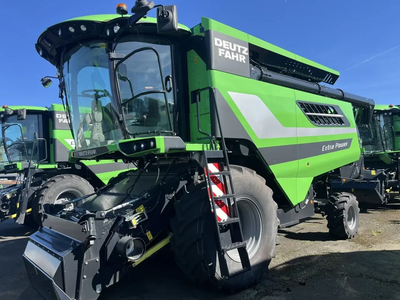 Billede 18 - Deutz-Fahr C7206 With 24feed - 7.2m header. New and unused Combine together with 7.2m header