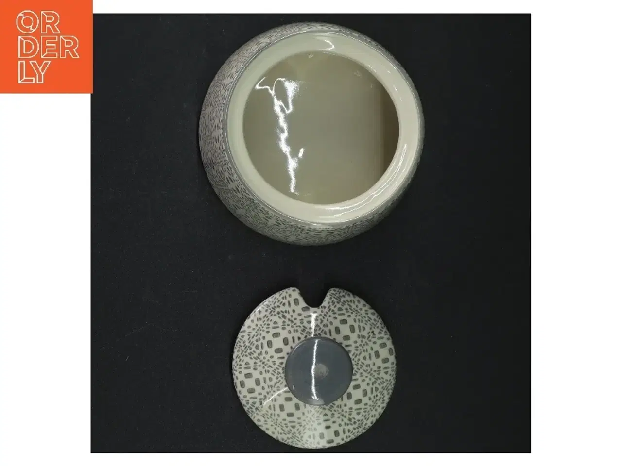 Billede 4 - Keramik opbevaringskrukke med låg fra Bloomingville (str. H. 11,5 cm. ø. 12 cm)