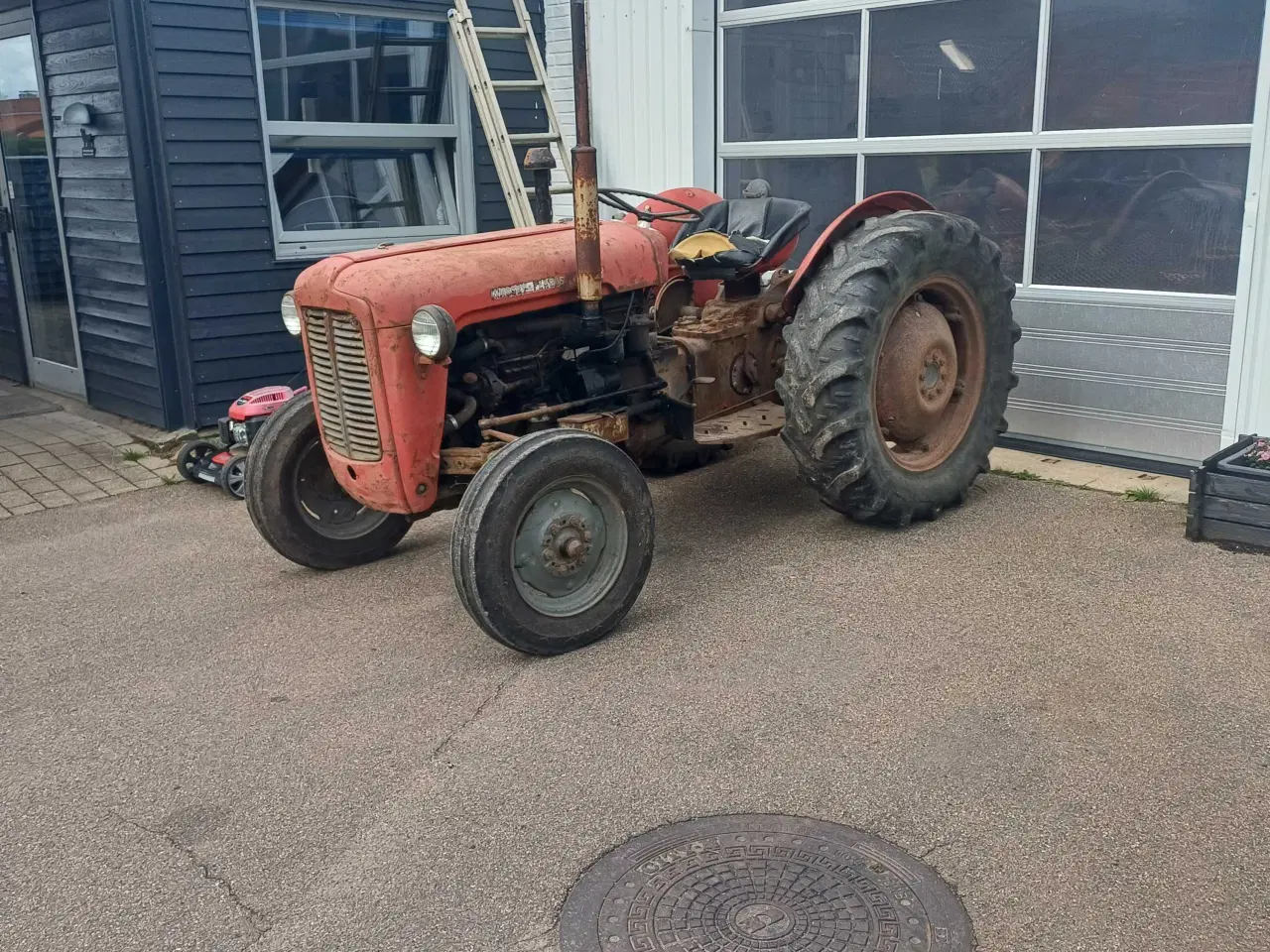 Billede 1 - Massey ferguson diesel traktor 