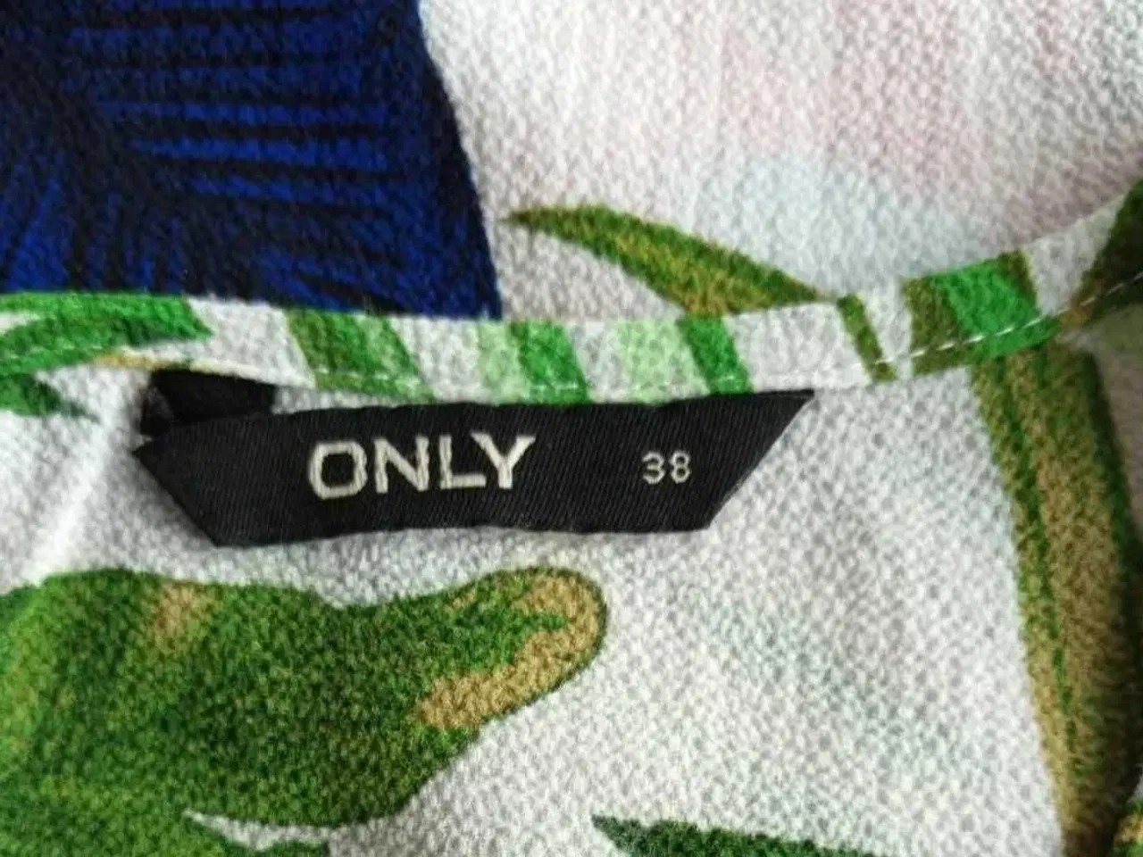 Billede 7 - Kjole. Only. Medium/38