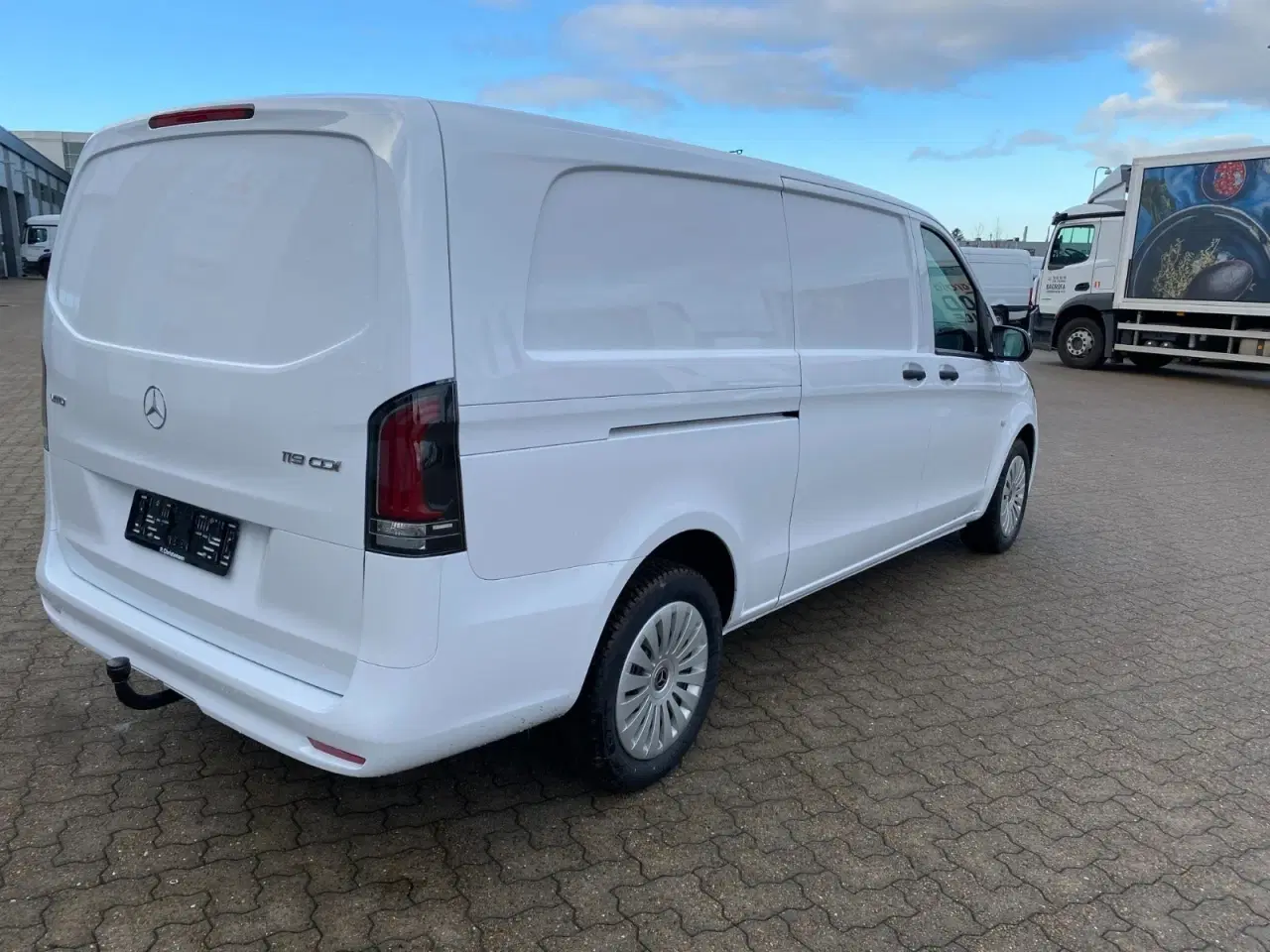 Billede 2 - Mercedes Vito 119 2,0 CDi A3 Kassevogn PRO aut. RWD