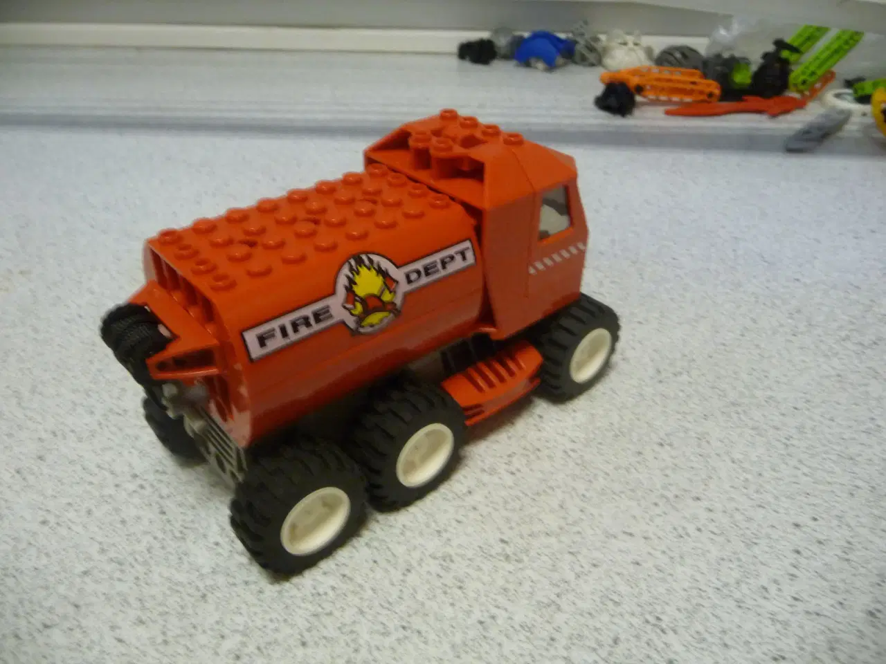 Billede 1 - lego jack stone brandbil