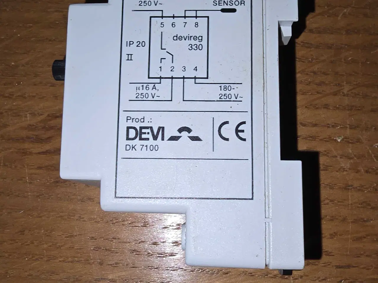 Billede 2 -  DEVIreg 330 Termostat , DIN
