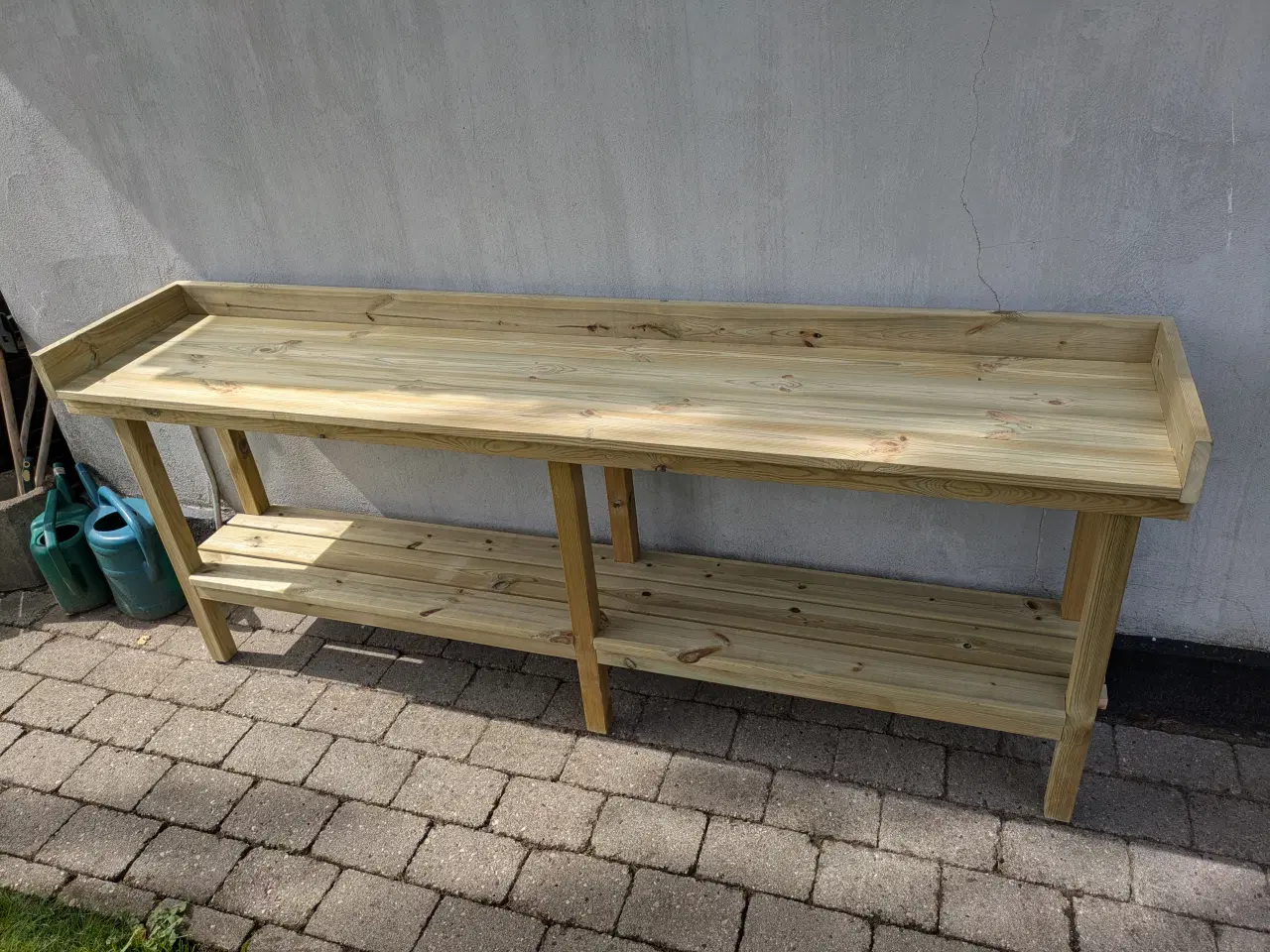 Billede 1 - Kraftig Plantebord 