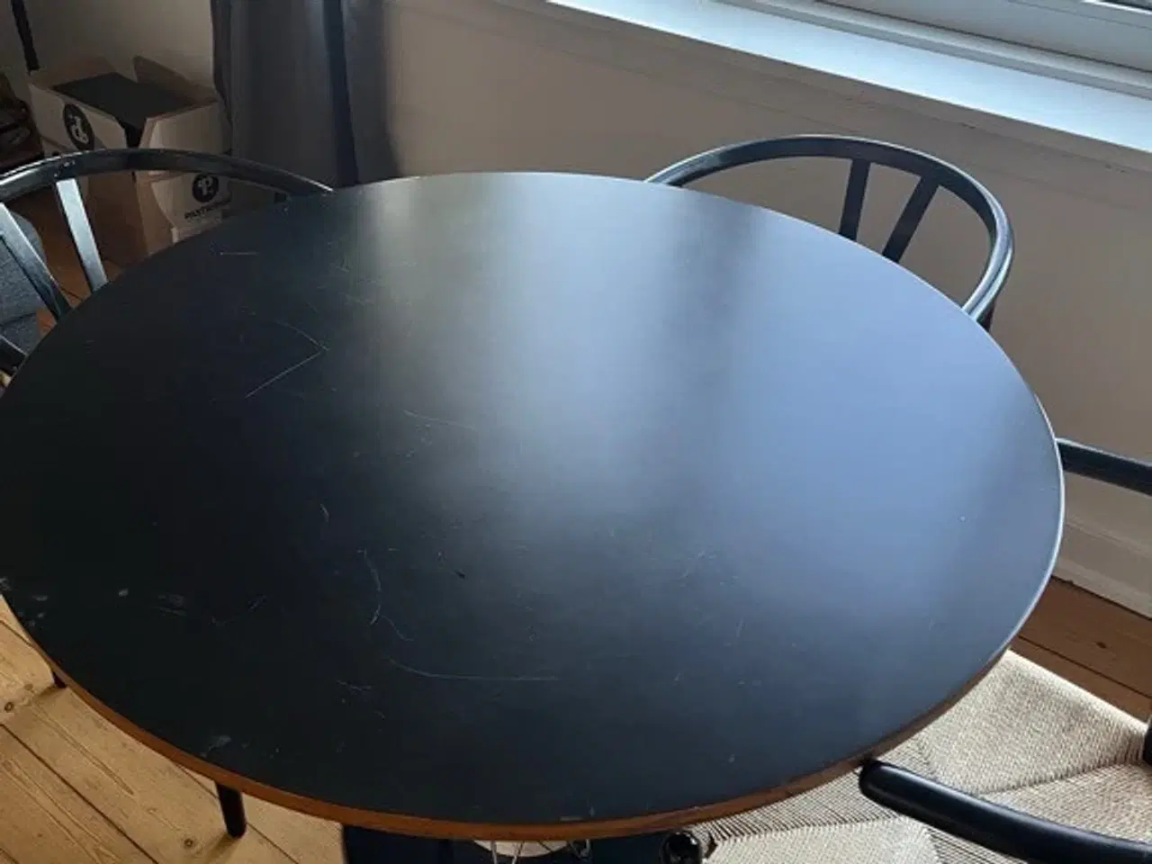 Billede 3 - Spisebord sælges