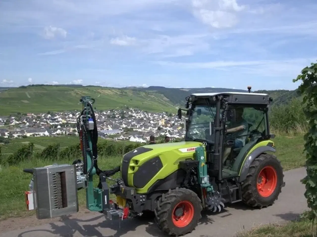 Billede 2 - CLAAS Nexos 220 L