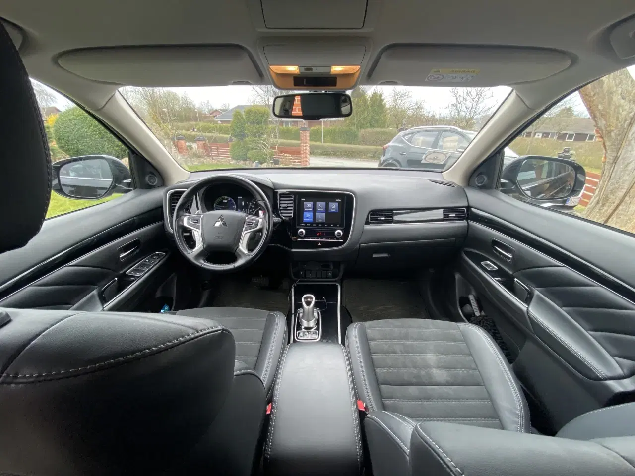 Billede 9 - Mitsubishi Outlander 2,4 PHEV 4WD Invite + CVT 4WD