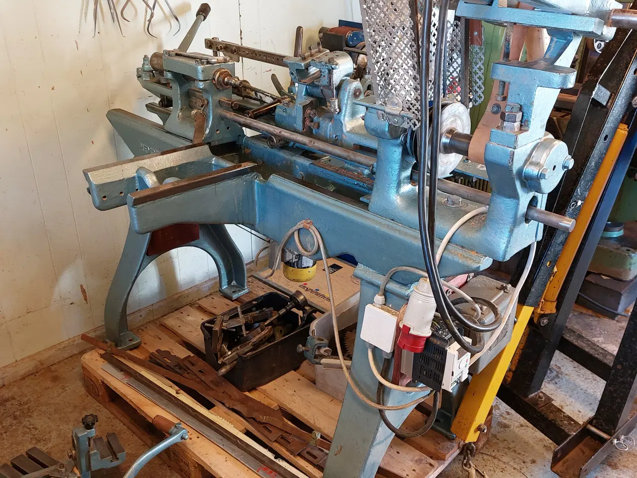 Billede 13 - Hempel Kopi Drejebænk til træ