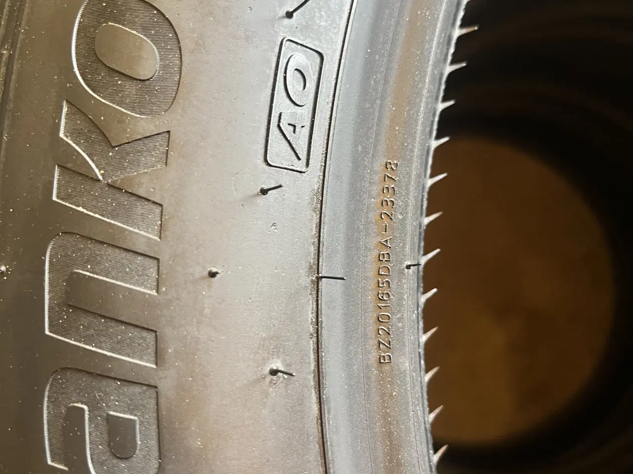 Billede 3 - Nye 235-50-20 Sommerdæk Hankook.