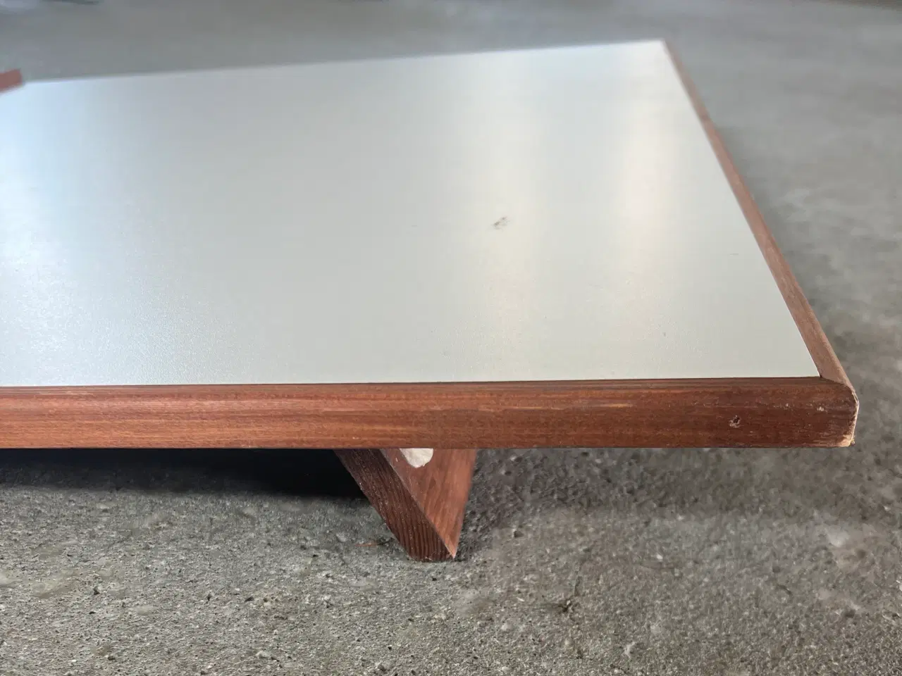 Billede 1 - Tegnebræt 74x62 cm 