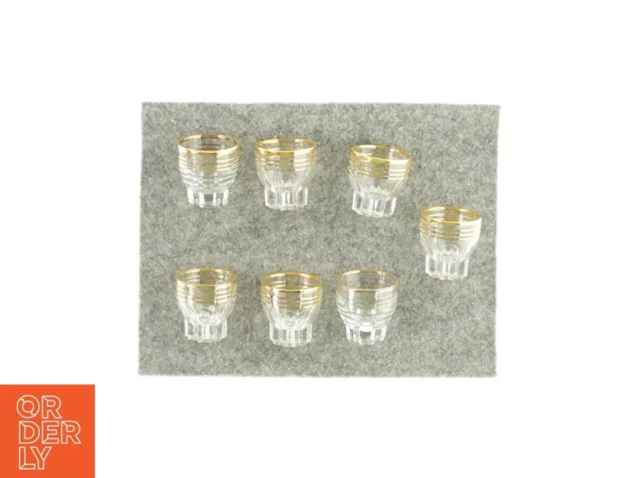 Billede 1 - Små shotsglas 7 styk  (str. HØ: 4x4)